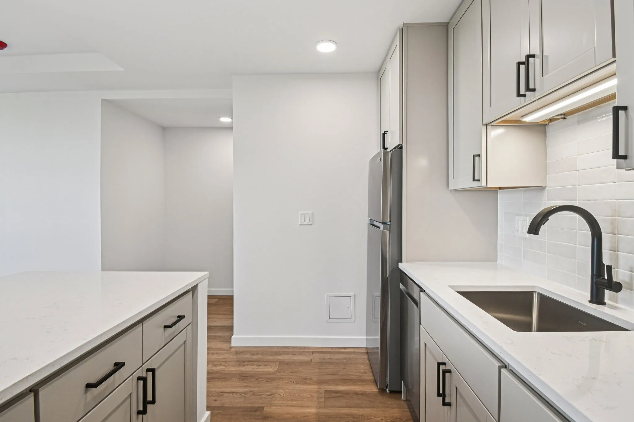 2140 N Lincoln Park W   60614 60614-unit#401-Chicago-IL