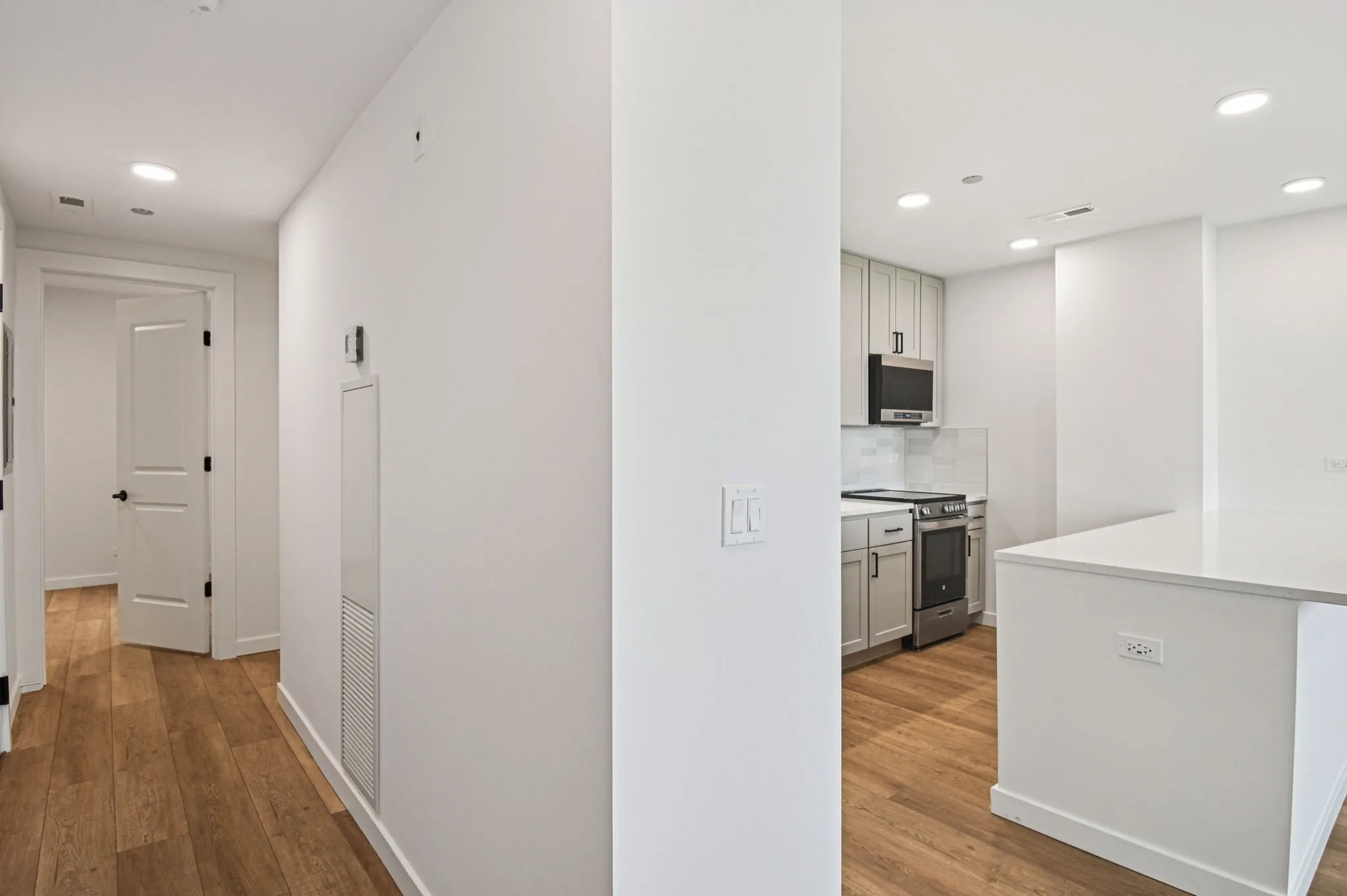 2140 N Lincoln Park W   60614 60614-unit#401-Chicago-IL