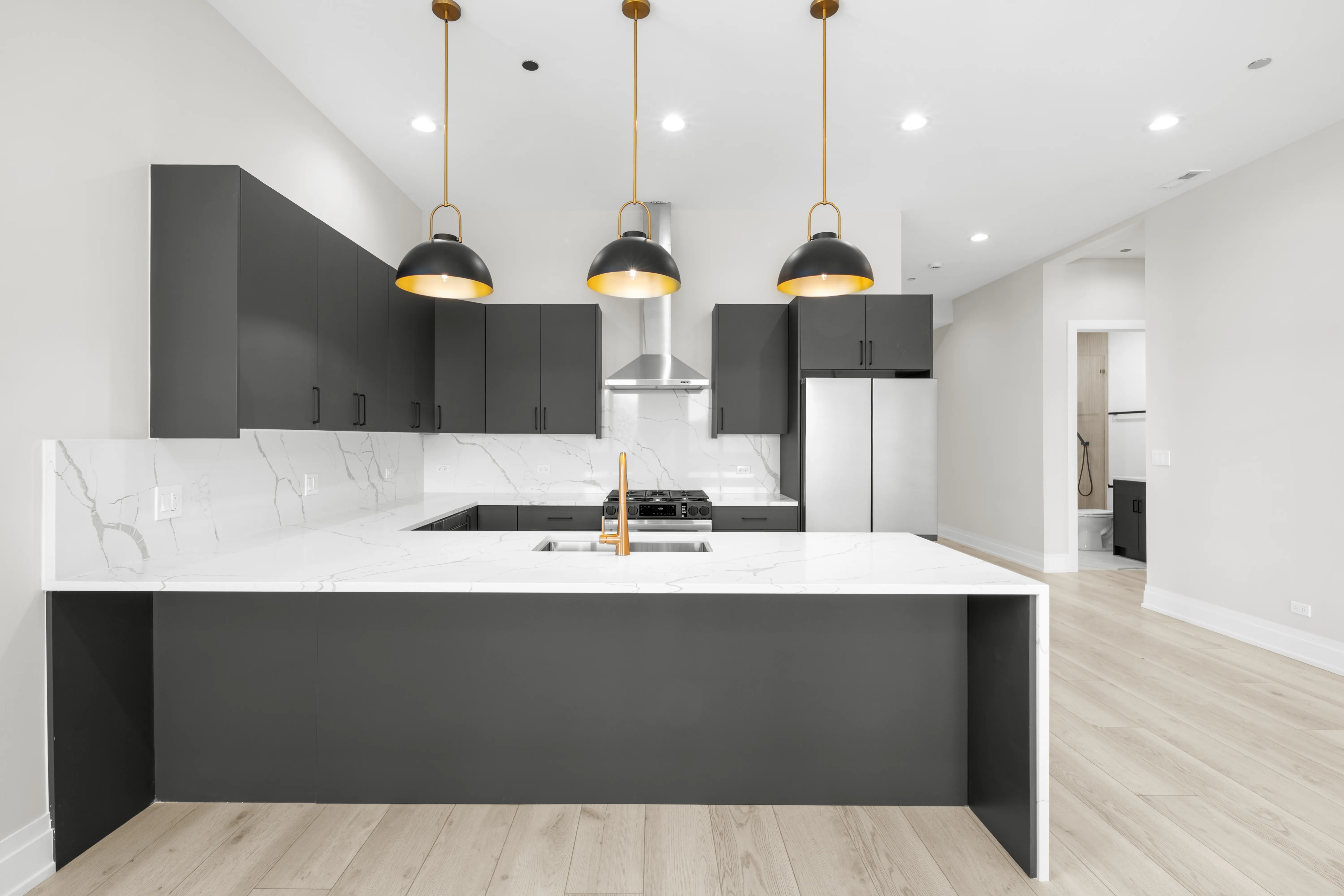 1327 W Taylor St   60607 60607-unit#4-Chicago-IL