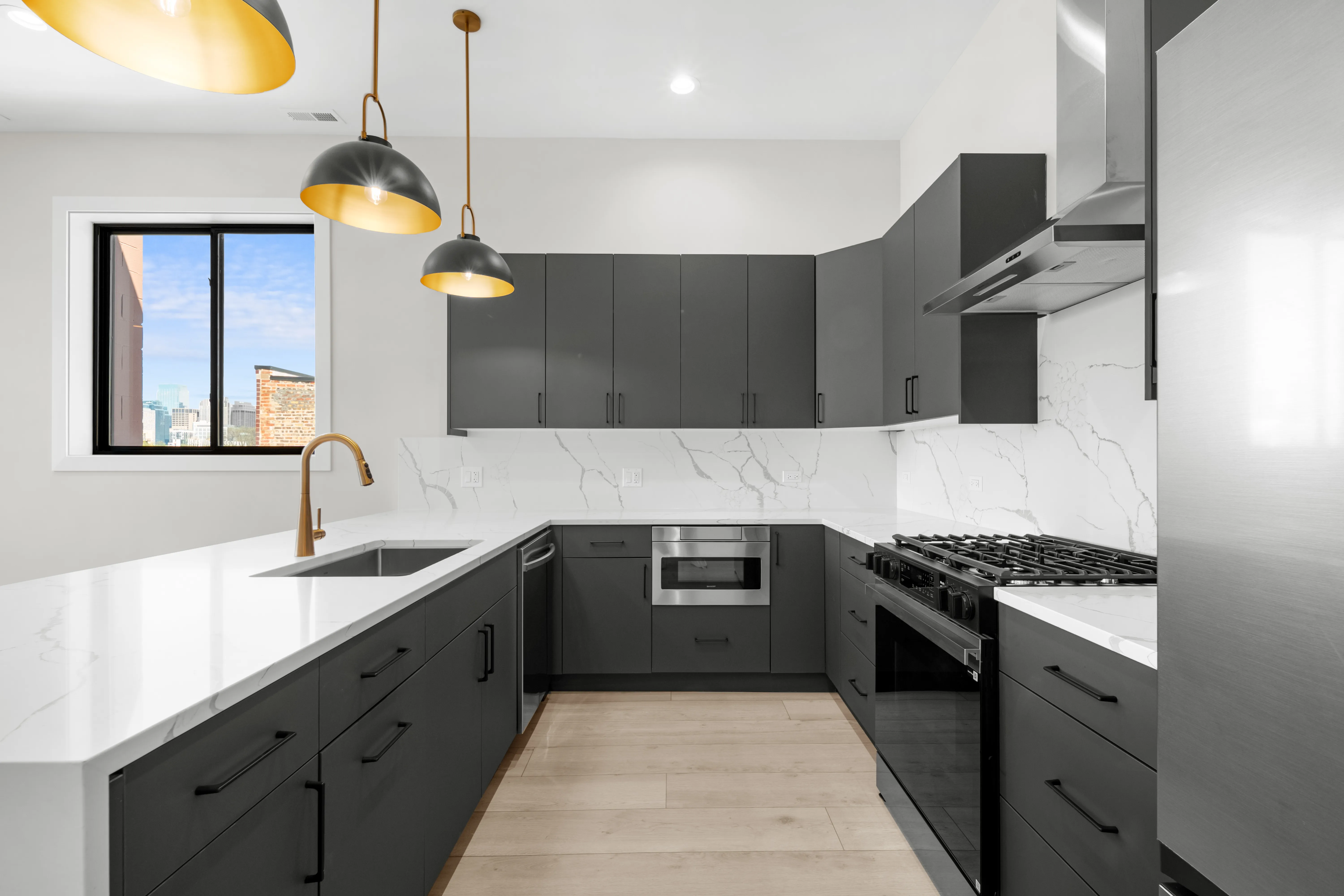 1327 W Taylor St   60607 60607-unit#4-Chicago-IL