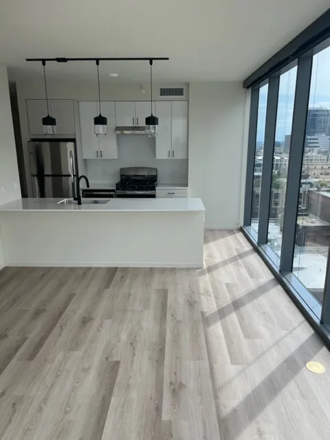 88 E Wacker Pl   60601 60601-unit#4403-Chicago-IL