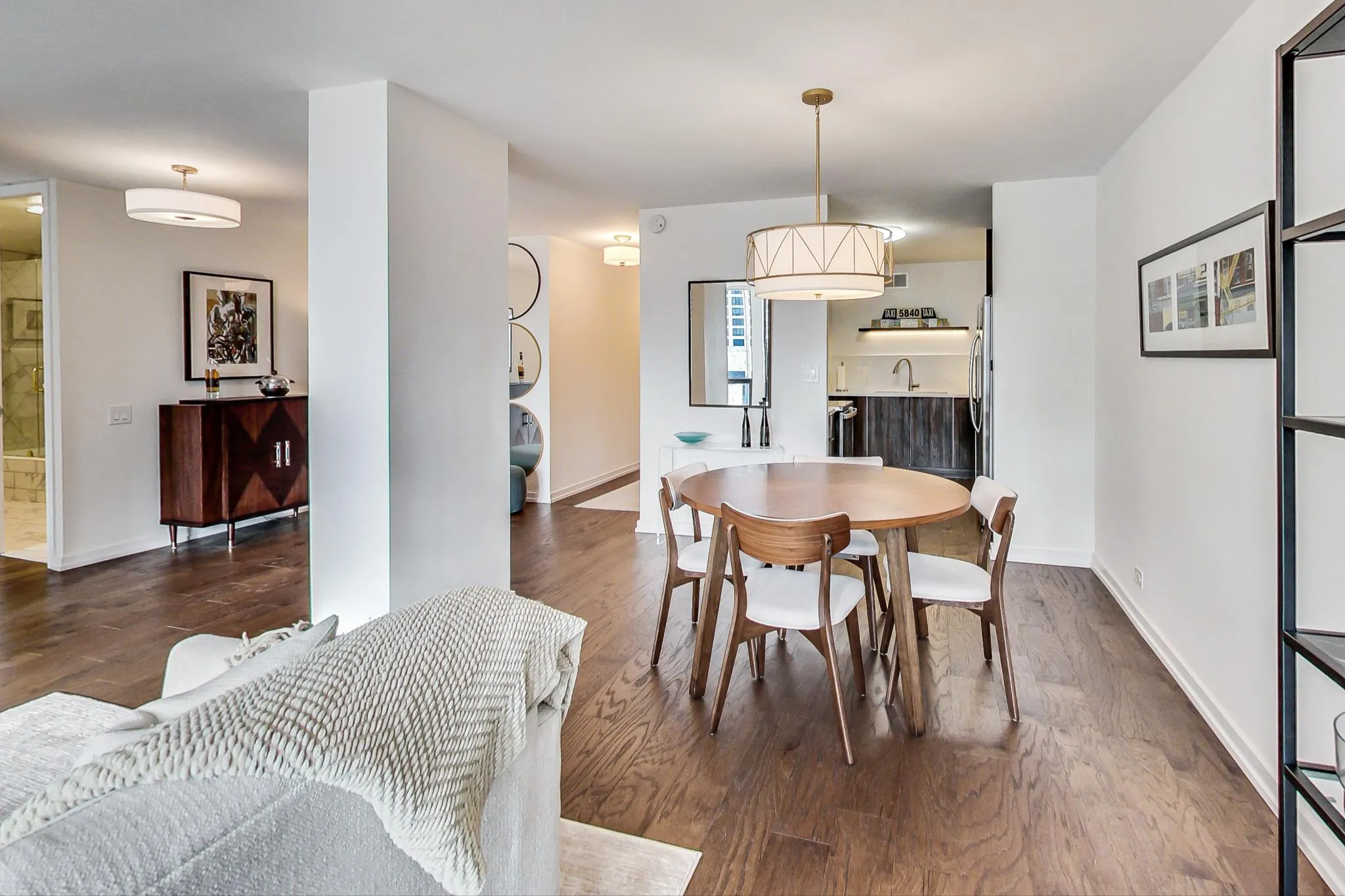 200 Delaware 60611-200 Delaware-unit#26E-Chicago-IL