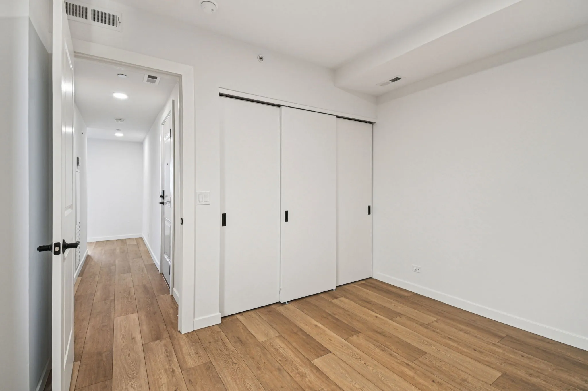 2140 N Lincoln Park W   60614 60614-unit#401-Chicago-IL