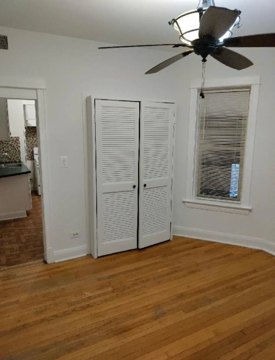 5749 N Ridge Ave   60660 60660-unit#2-Chicago-IL