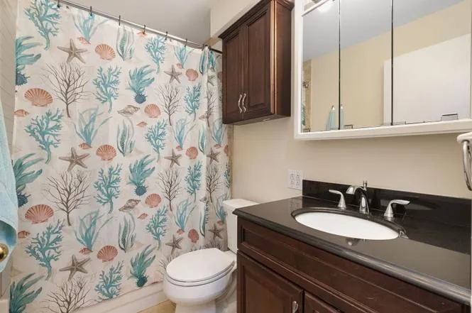 643 W Melrose St   60657 60657-unit#G-Chicago-IL
