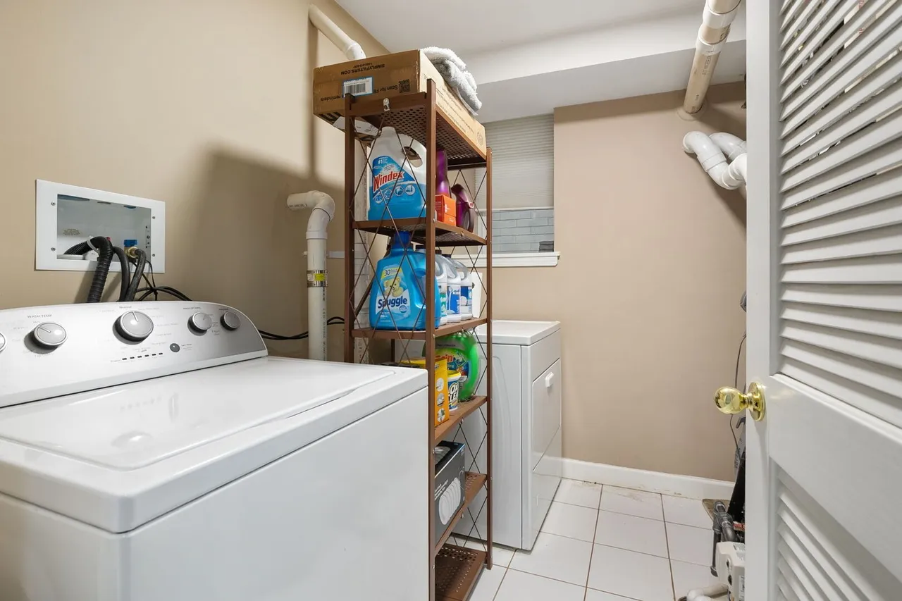 643 W Melrose St   60657 60657-unit#G-Chicago-IL