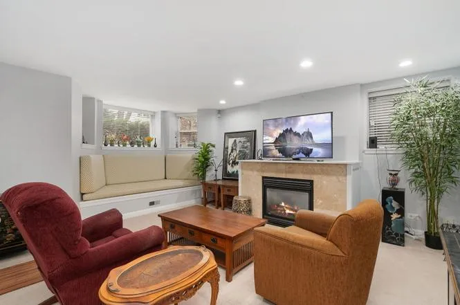 643 W Melrose St   60657 60657-unit#G-Chicago-IL