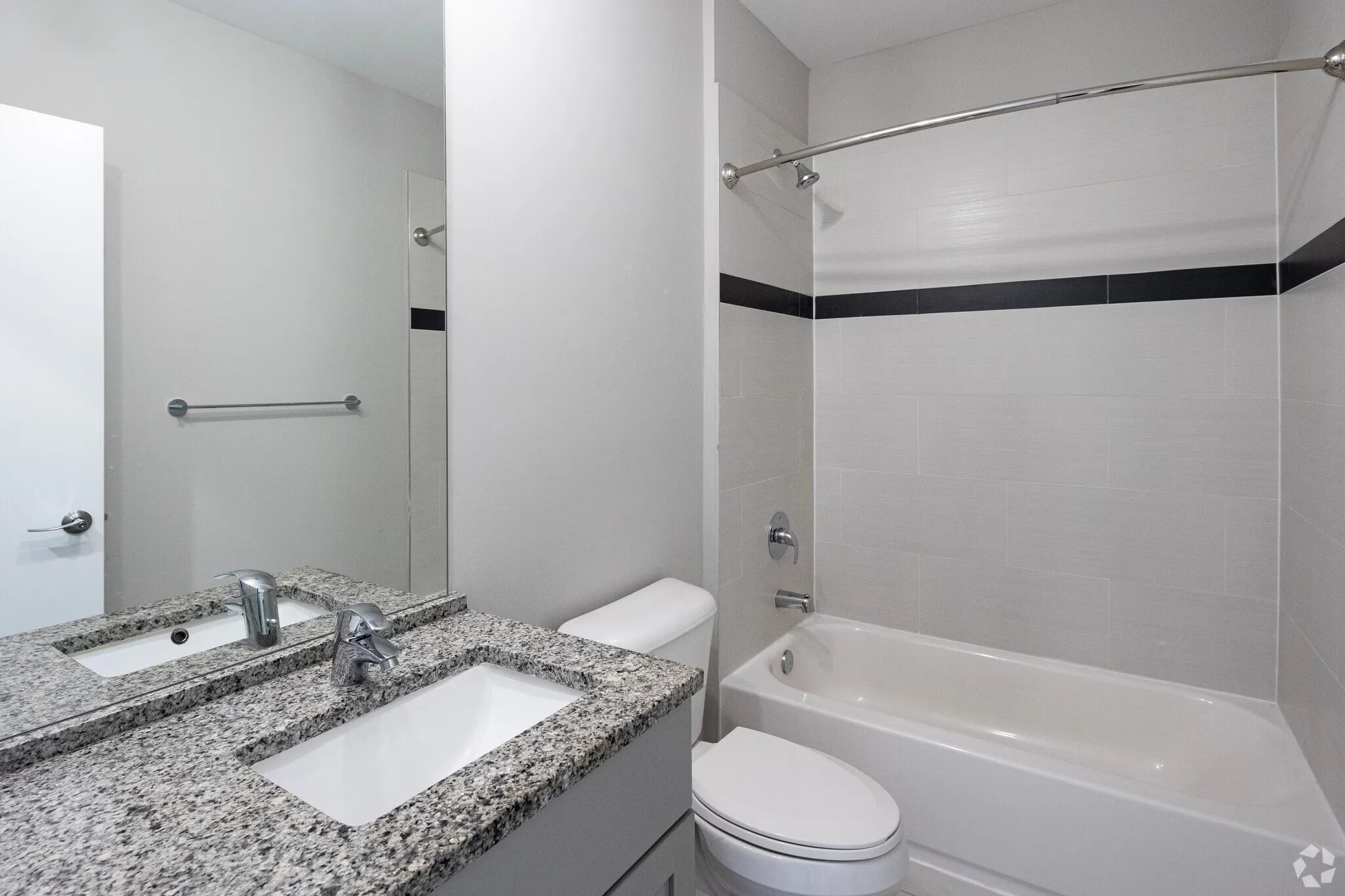 1803 W Argyle St   60640 60640-unit#5A-Chicago-IL