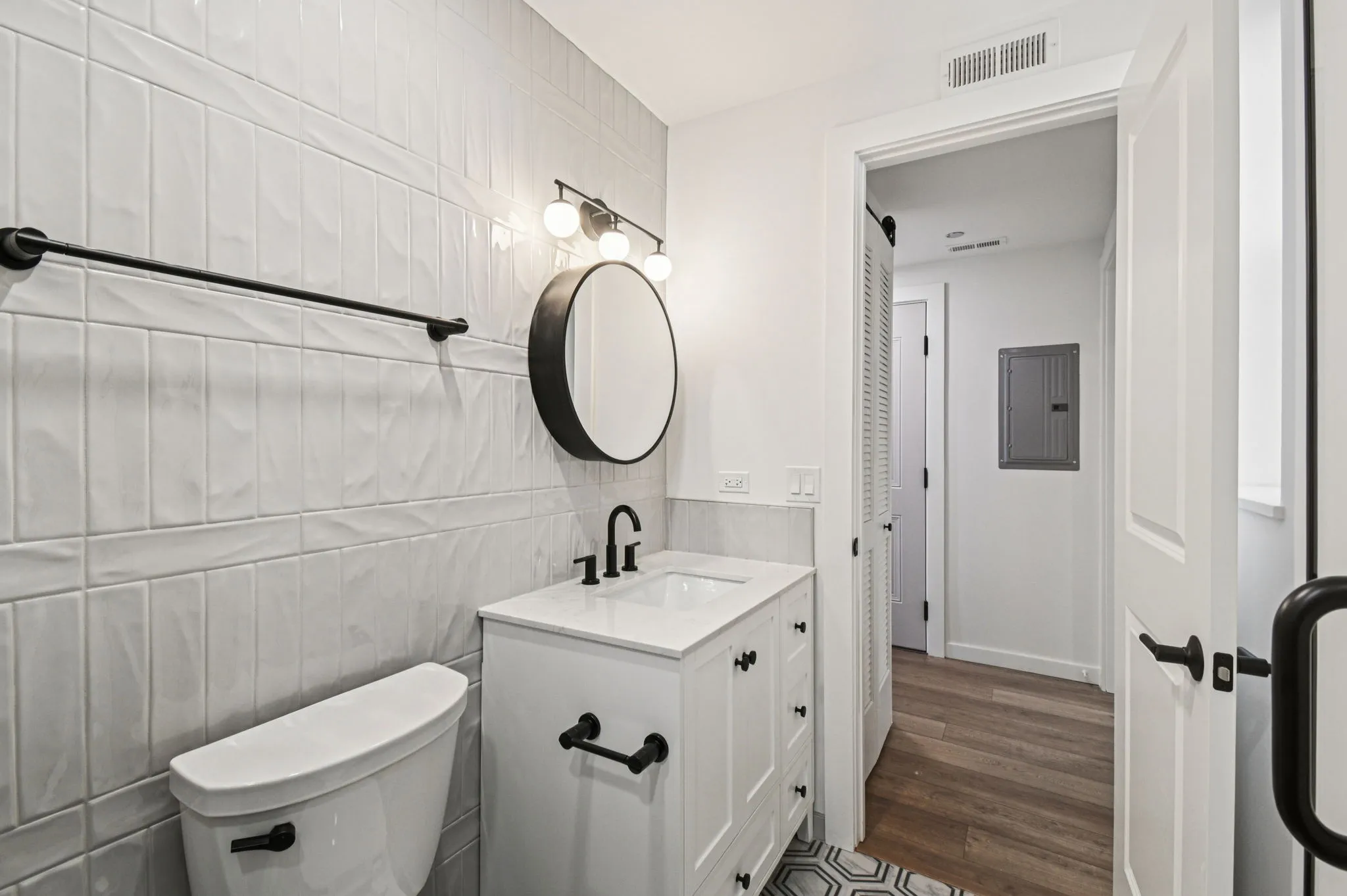 2140 N Lincoln Park W   60614 60614-unit#401-Chicago-IL