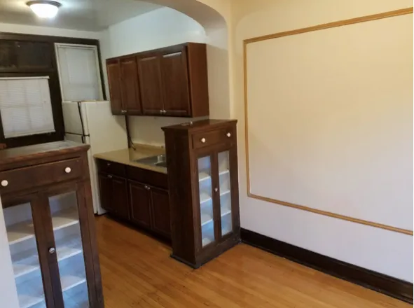 4941 N Whipple St   60625 60625-unit#2W-Chicago-IL