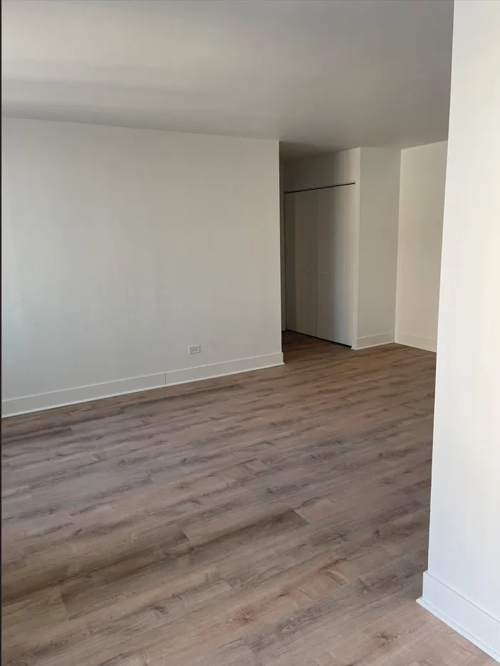 3030 N Sheridan Rd   60657 60657-unit#302-Chicago-IL