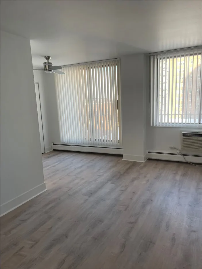 3030 N Sheridan Rd   60657 60657-unit#302-Chicago-IL