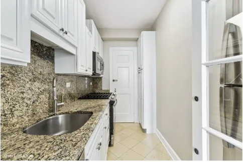 2000 N Lincoln Park W   60614 60614-unit#1406-Chicago-IL