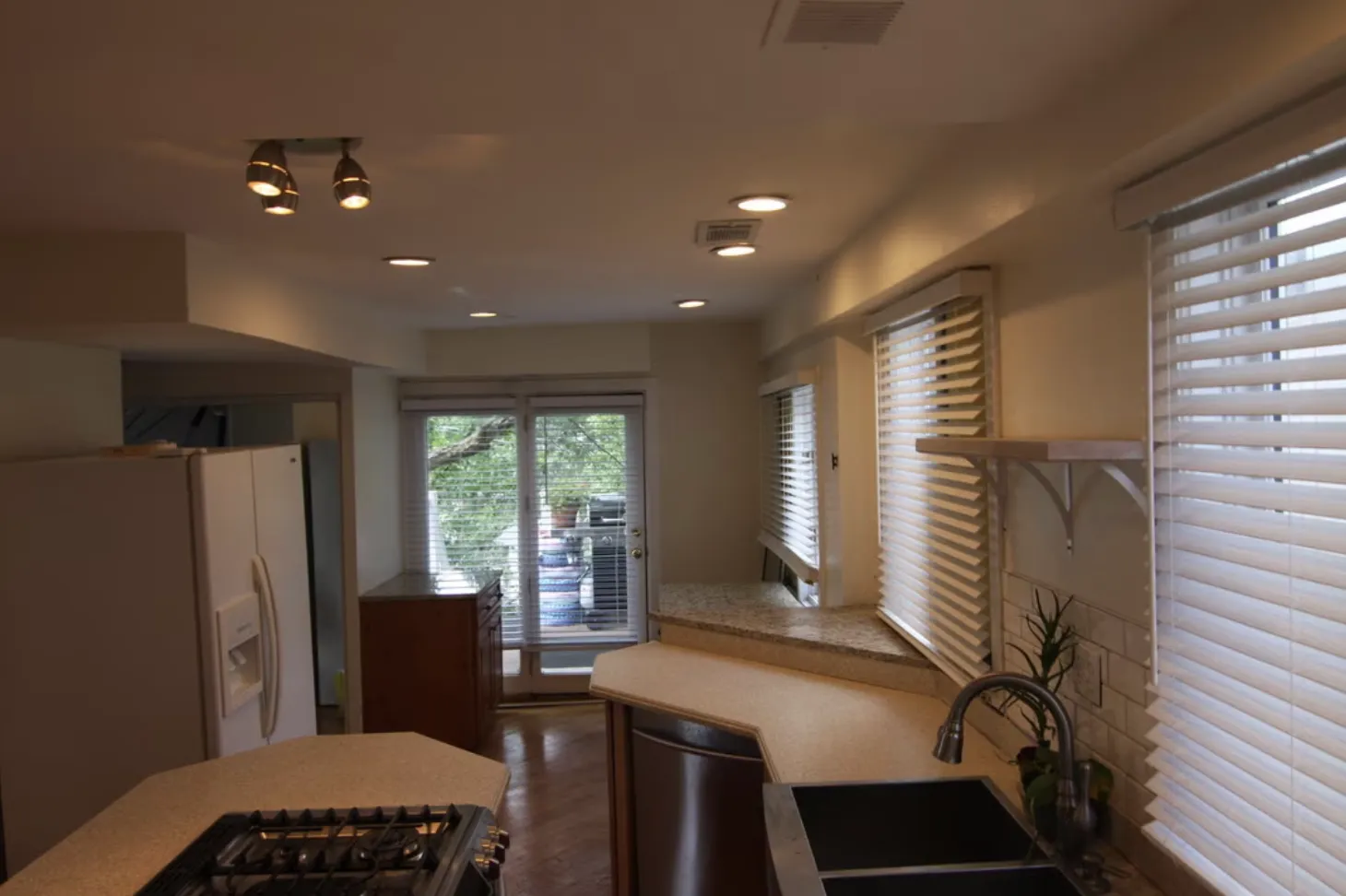 1142 W Wolfram St 60657 60657-unit#2-Chicago-IL