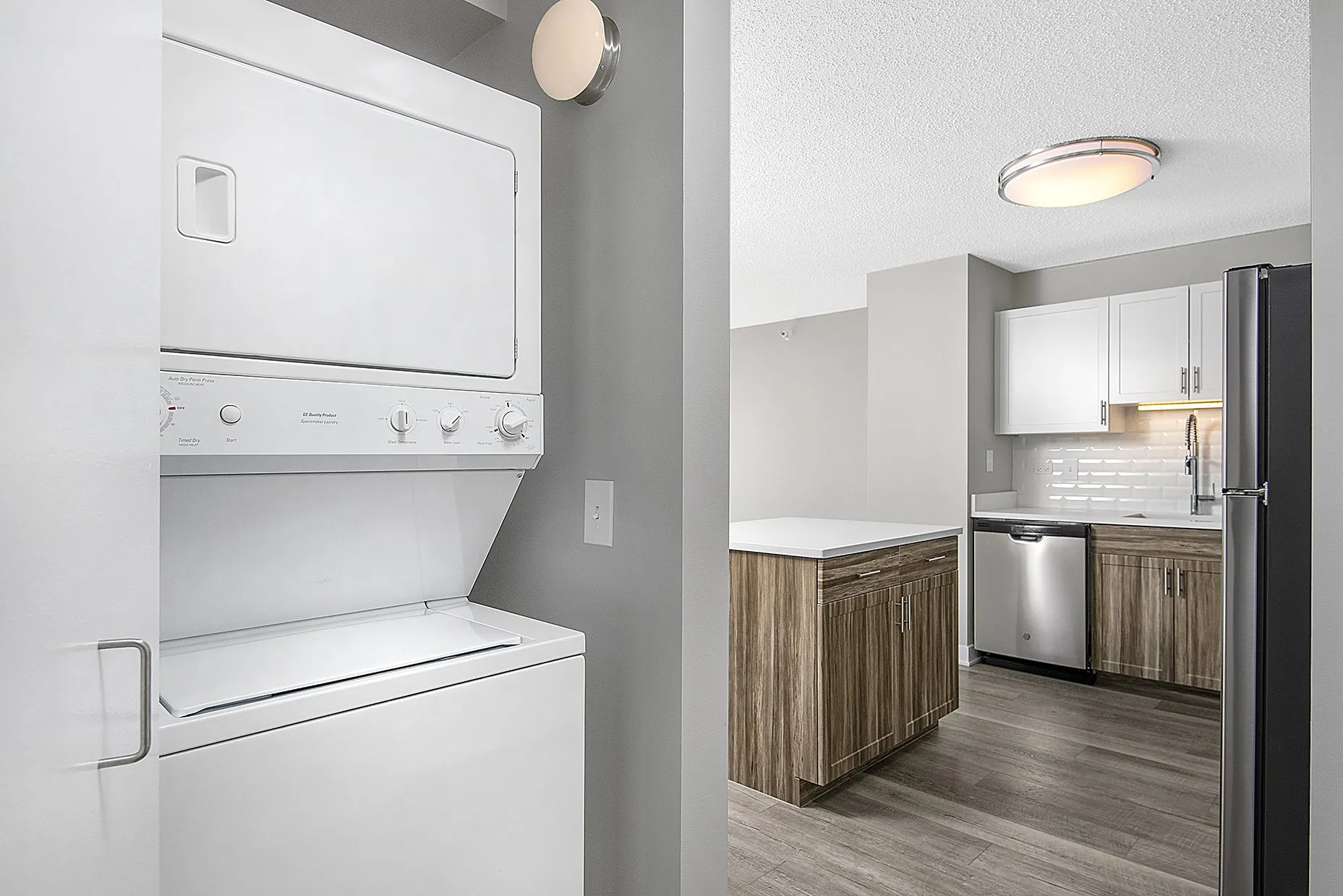 360 East South Water Street   60601 60601-unit#1001-Chicago-IL