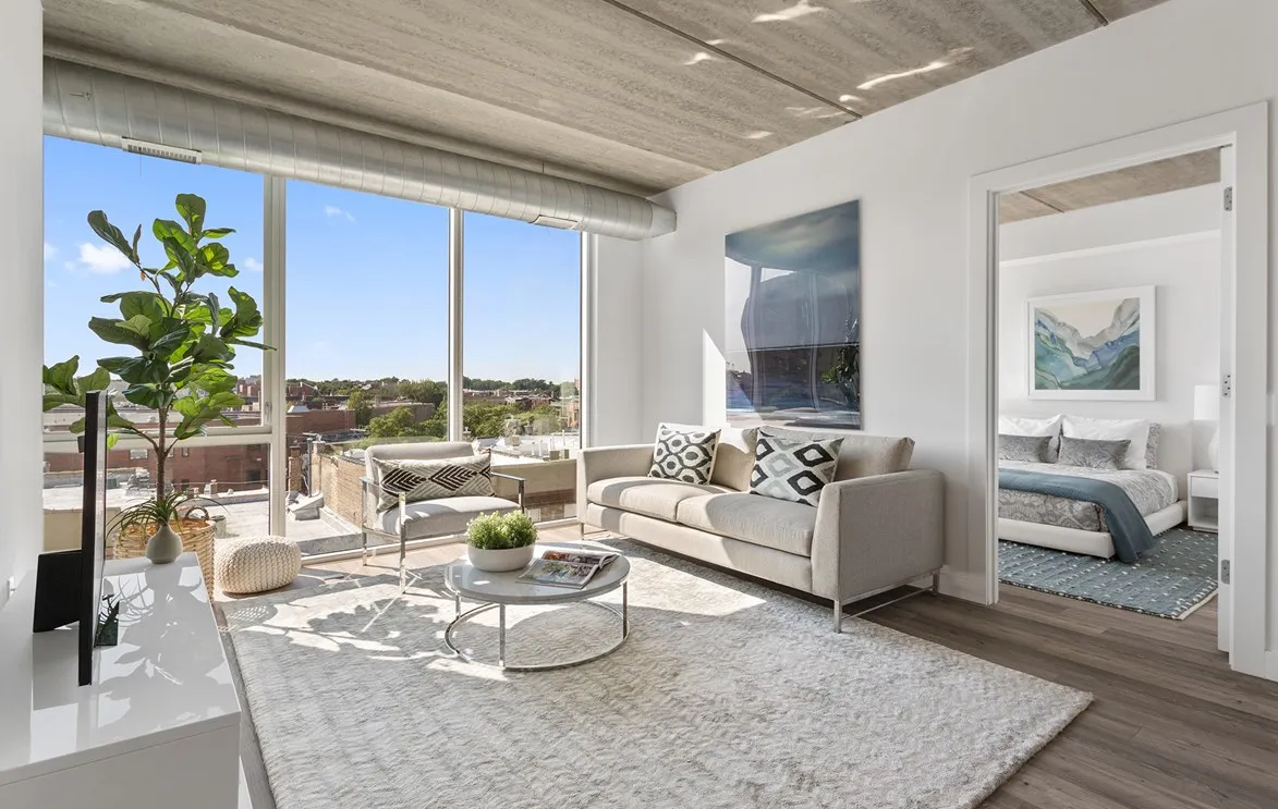 734 W Sheridan Rd 60613 60613-unit#811-Chicago-IL