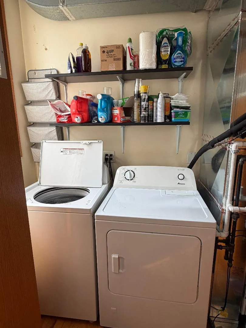 2131 W WELLINGTON AVE 60618-unit#2F-Chicago-IL