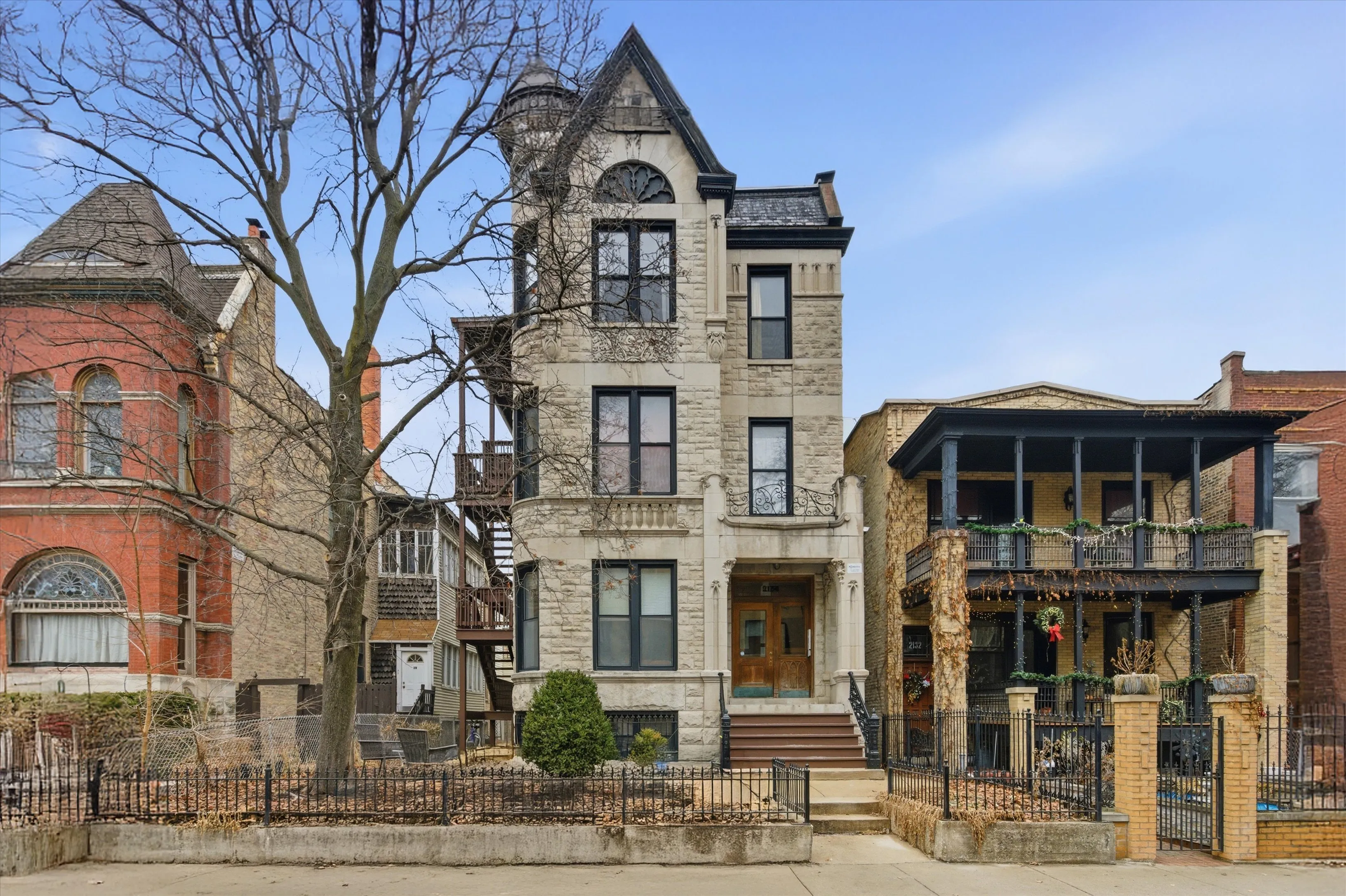 2134 W CONCORD PL 60647-unit#3F-Chicago-IL