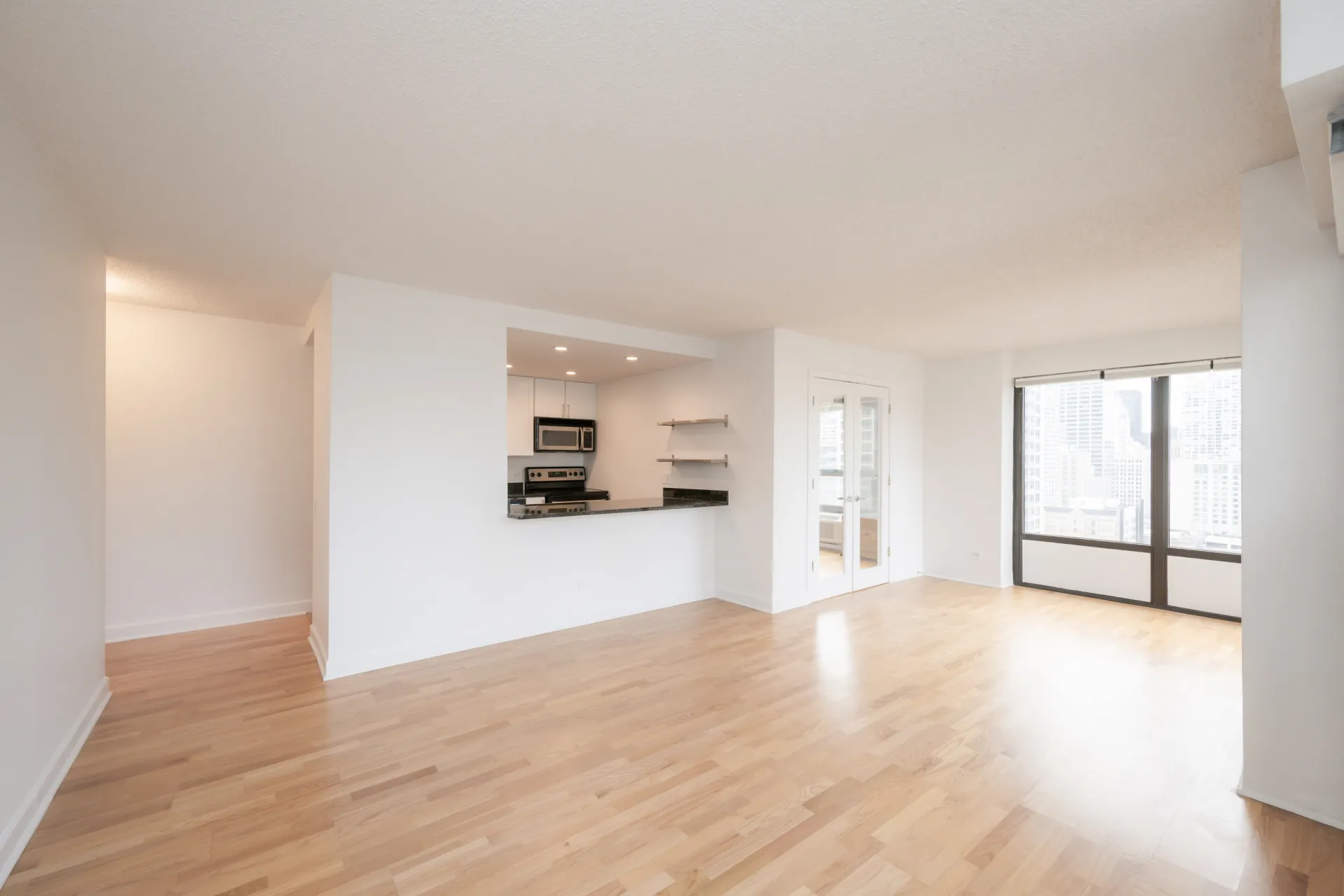 30 E Huron St   60611 60611-unit#2204-Chicago-IL