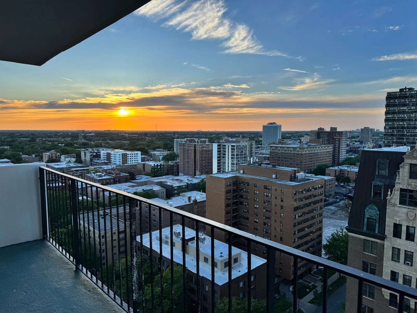 6033 N Sheridan Rd   60660 60660-unit#19k-Chicago-IL