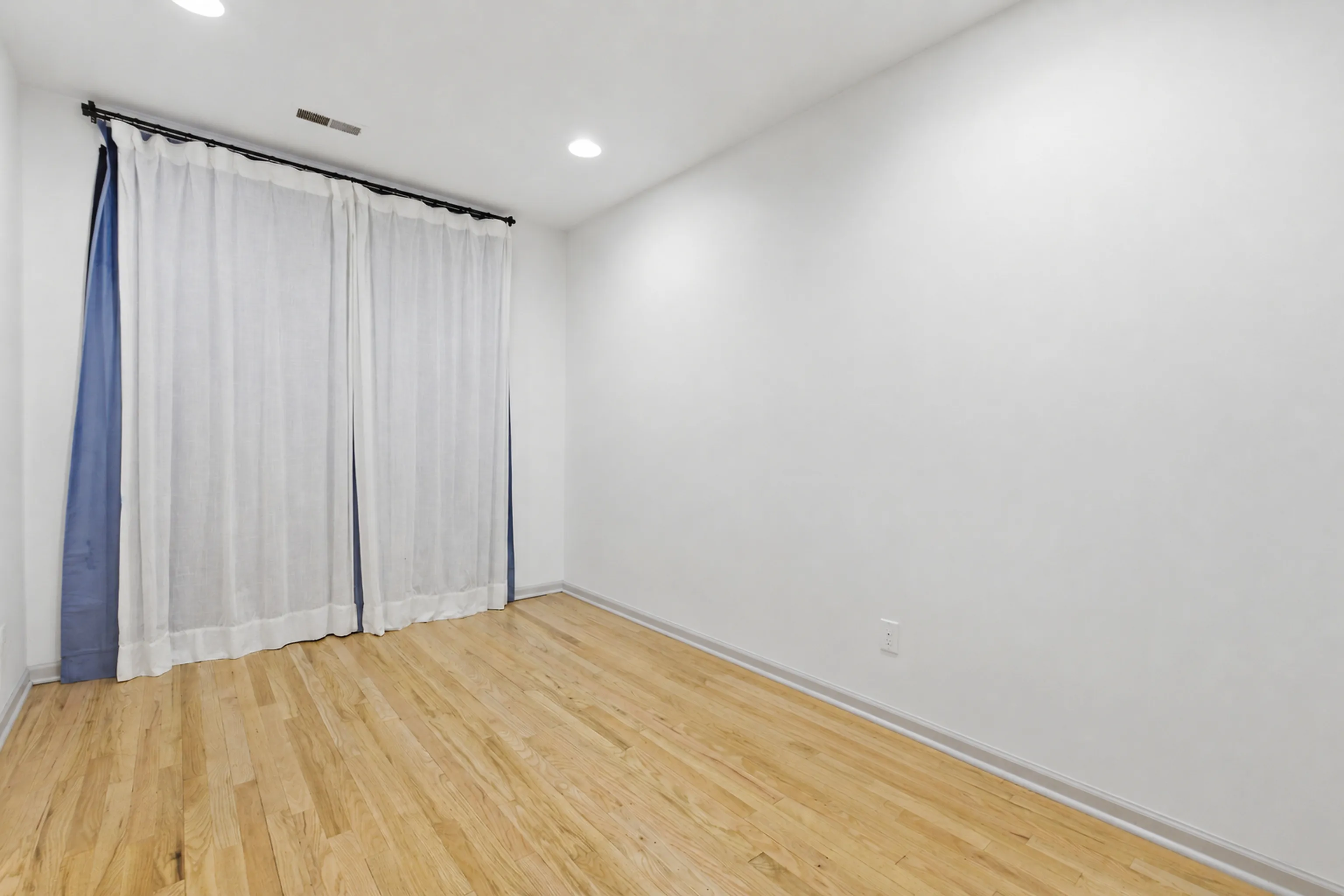 16 S Aberdeen St   60607 60607-unit#6-Chicago-IL