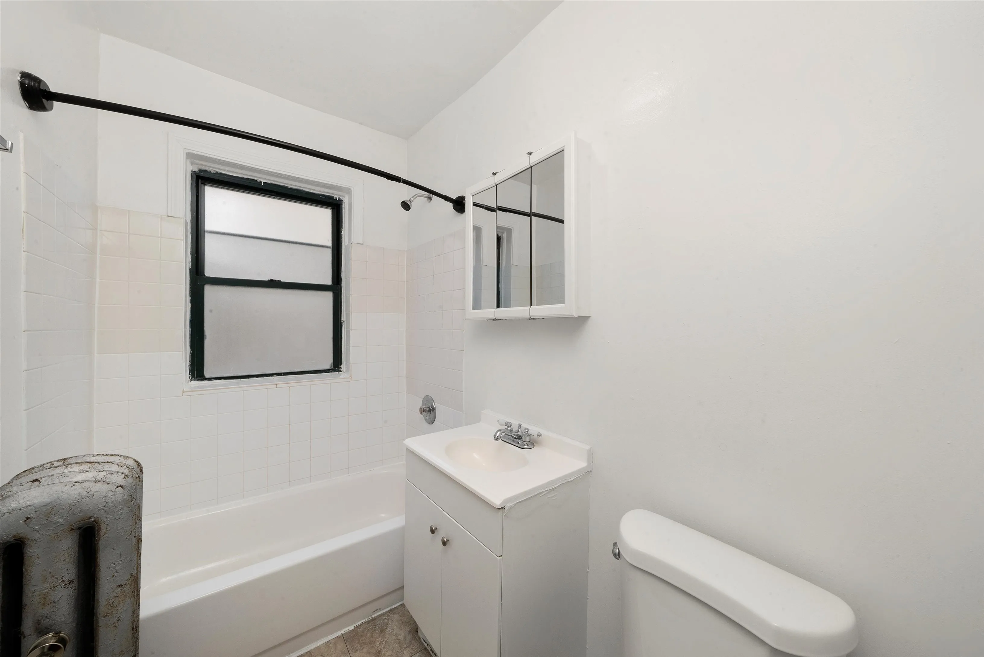 2330 N Spaulding Ave   60647 60647-unit#1A-Chicago-IL