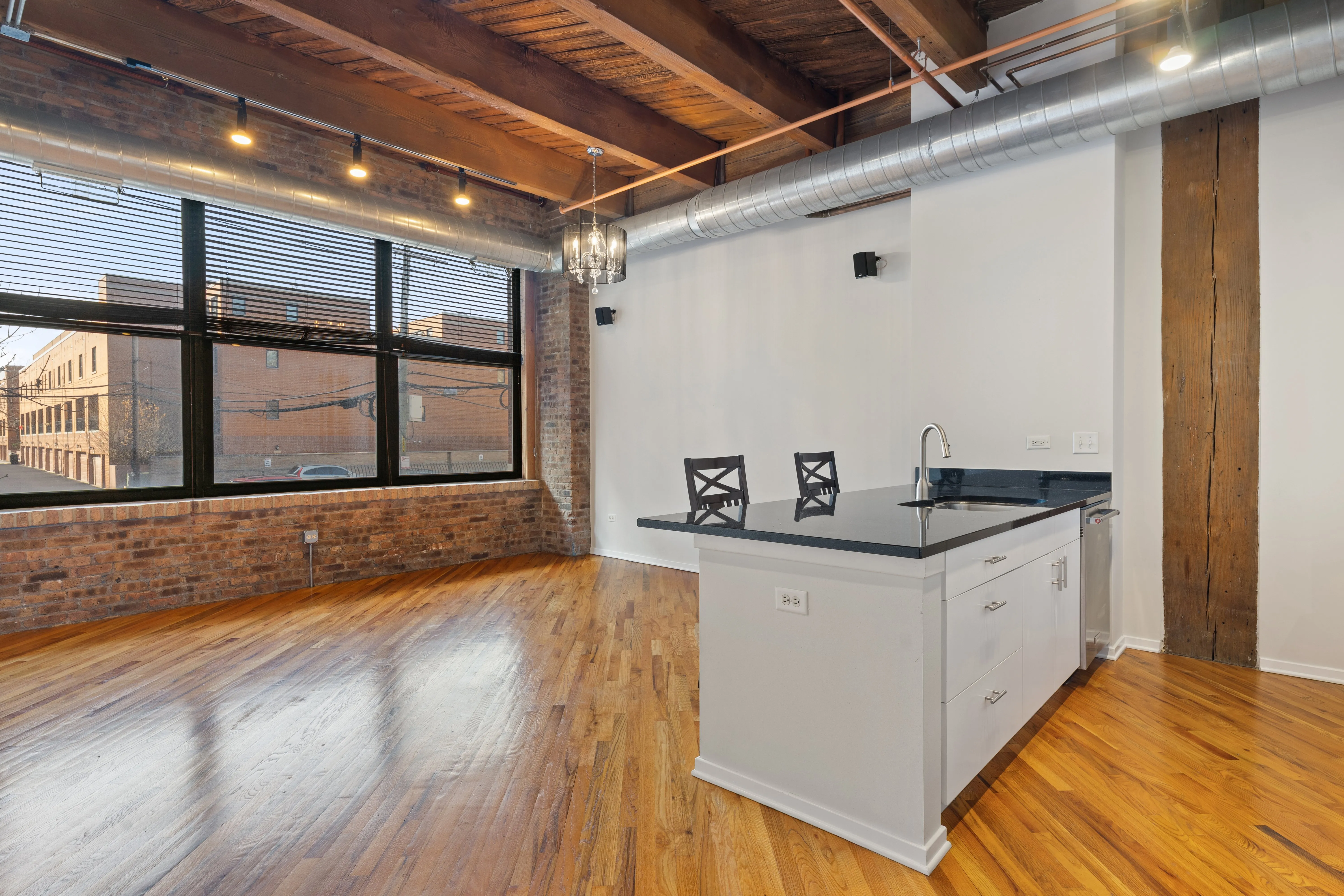 1040 W Adams St 60607 60607-No. Ten Lofts-unit#122-Chicago-IL