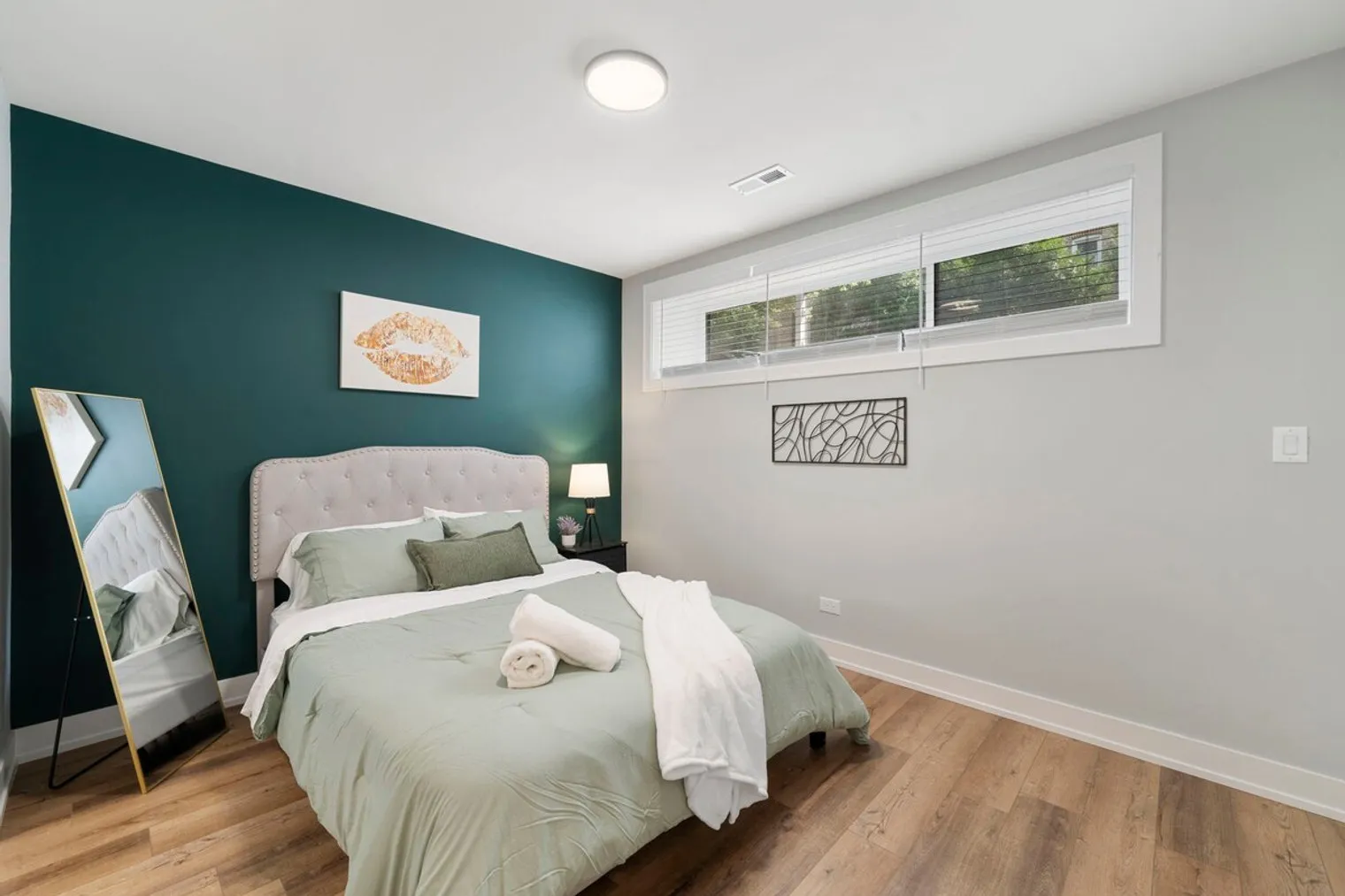 1900 W 17th St   60608 60608-Building West 17th Street-unit#ID1244928P-Chicago-IL