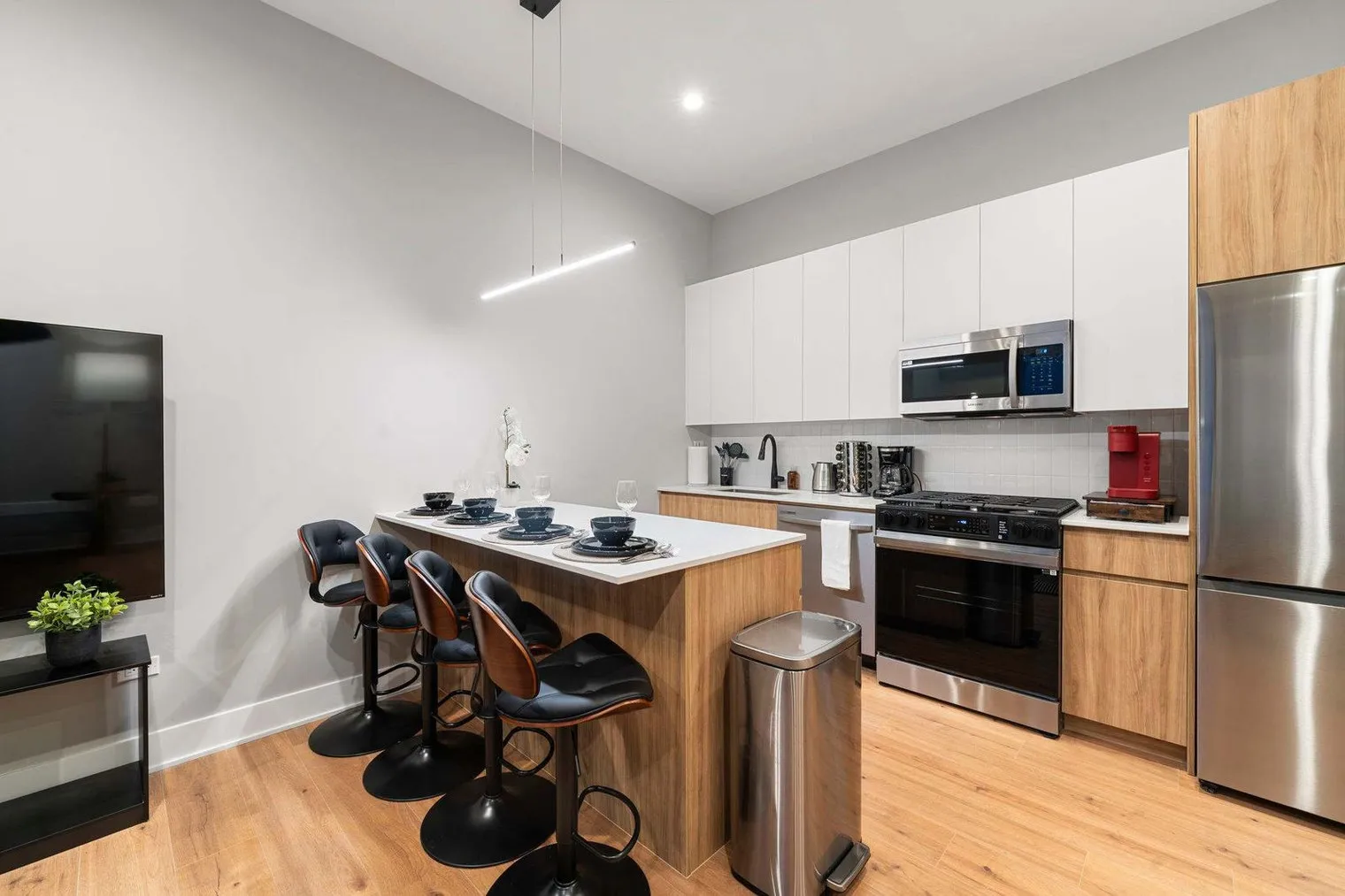 6044 N Winthrop Ave   60660 60660-Building North Winthrop Avenue-unit#ID1359788P-Chicago-IL