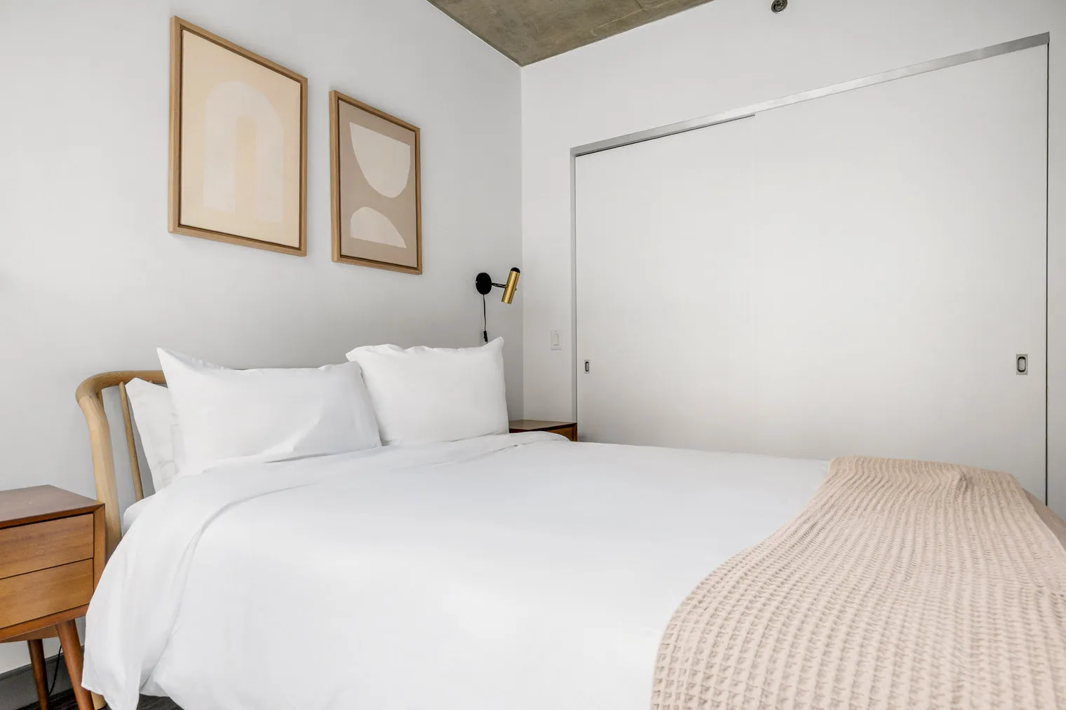 215 W Lake St 60606 60606-Linea-unit#ID1344-Chicago-IL