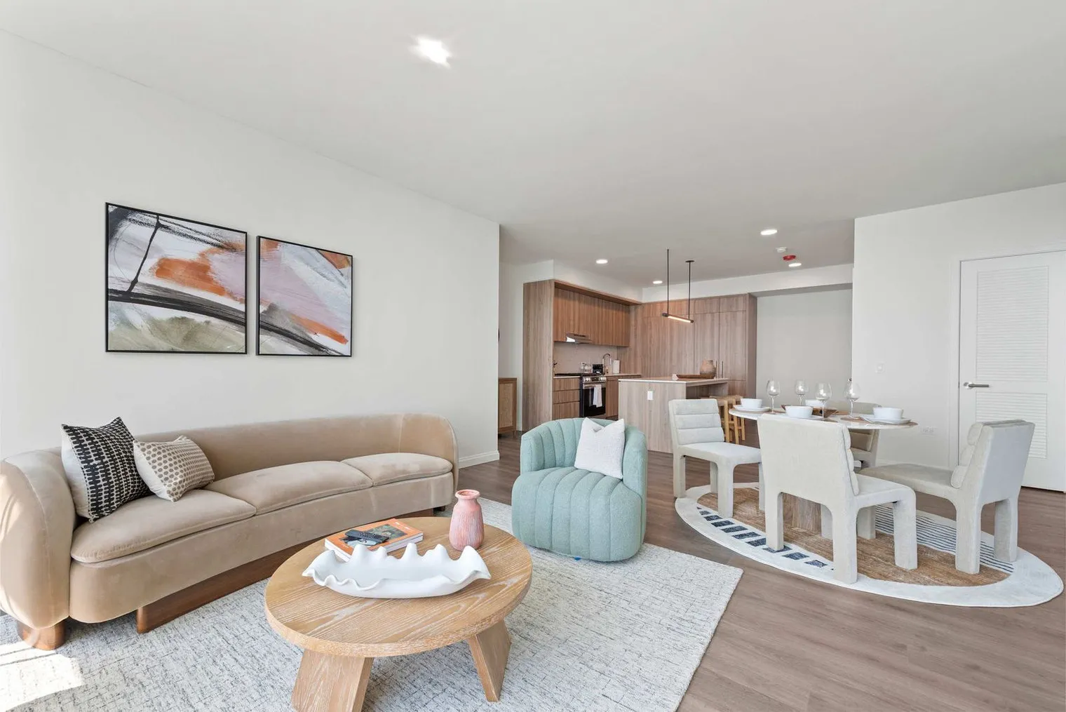 1000 S Michigan Ave   60605 60605-Building South Michigan Avenue-unit#ID1268609P-Chicago-IL