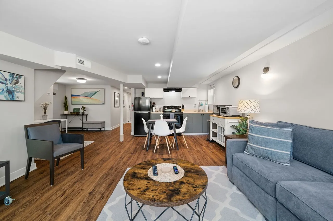 318 Custer Ave   60202 60202-unit#G-Evanston-IL