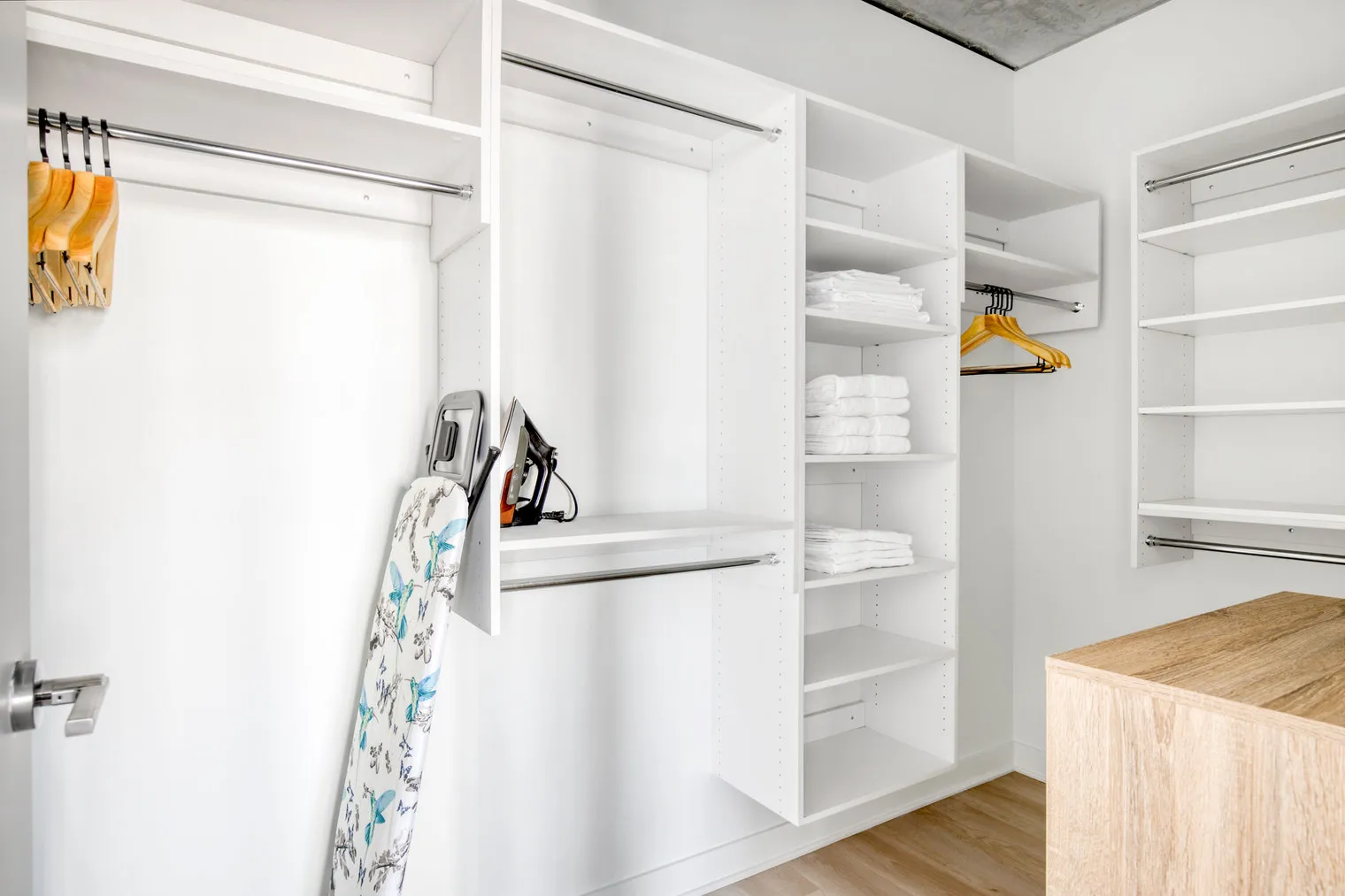 311 W Illinois St 60654 60654-3Eleven-unit#ID819-Chicago-IL