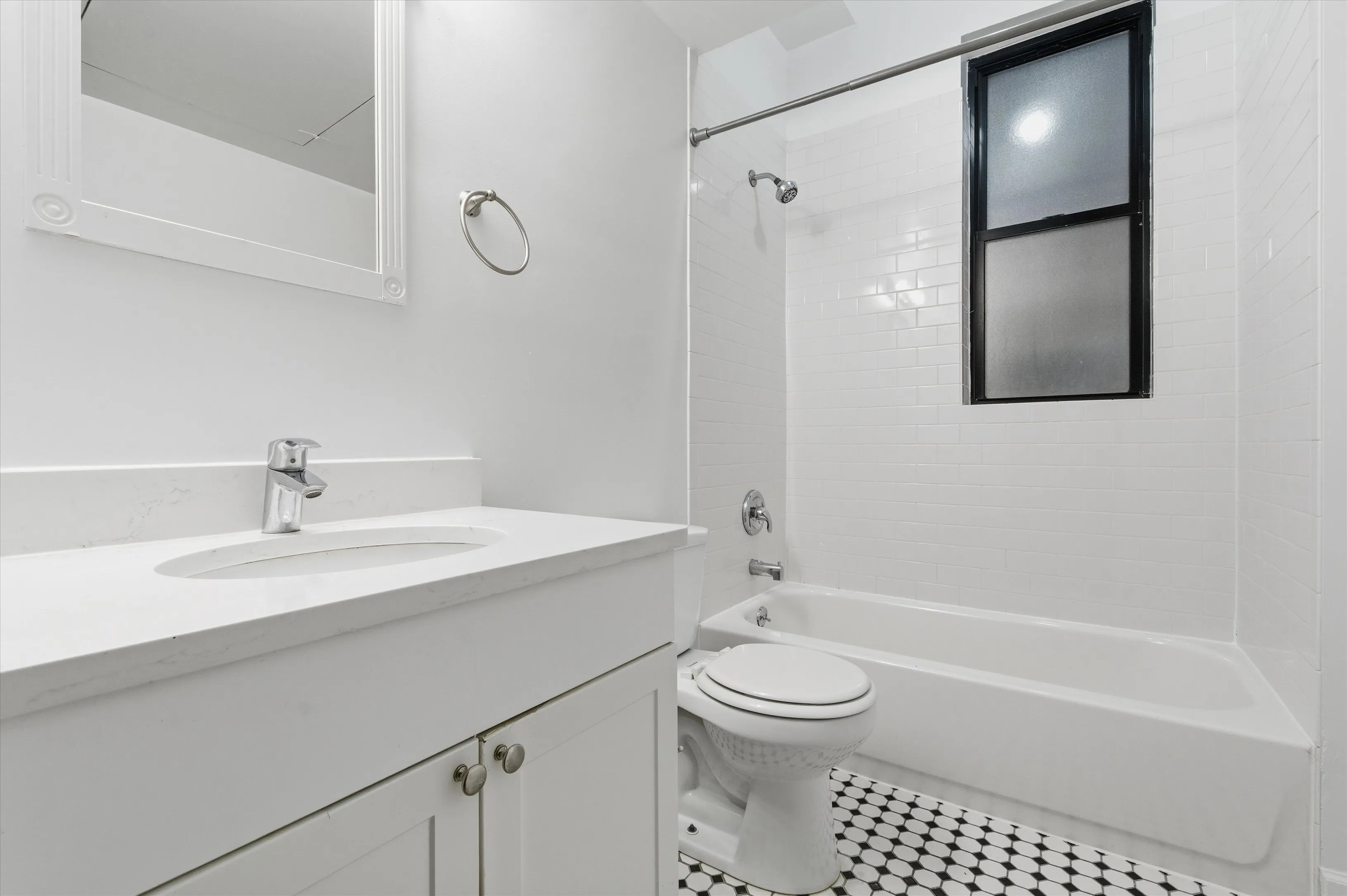 2134 W CONCORD PL 60647-unit#3F-Chicago-IL