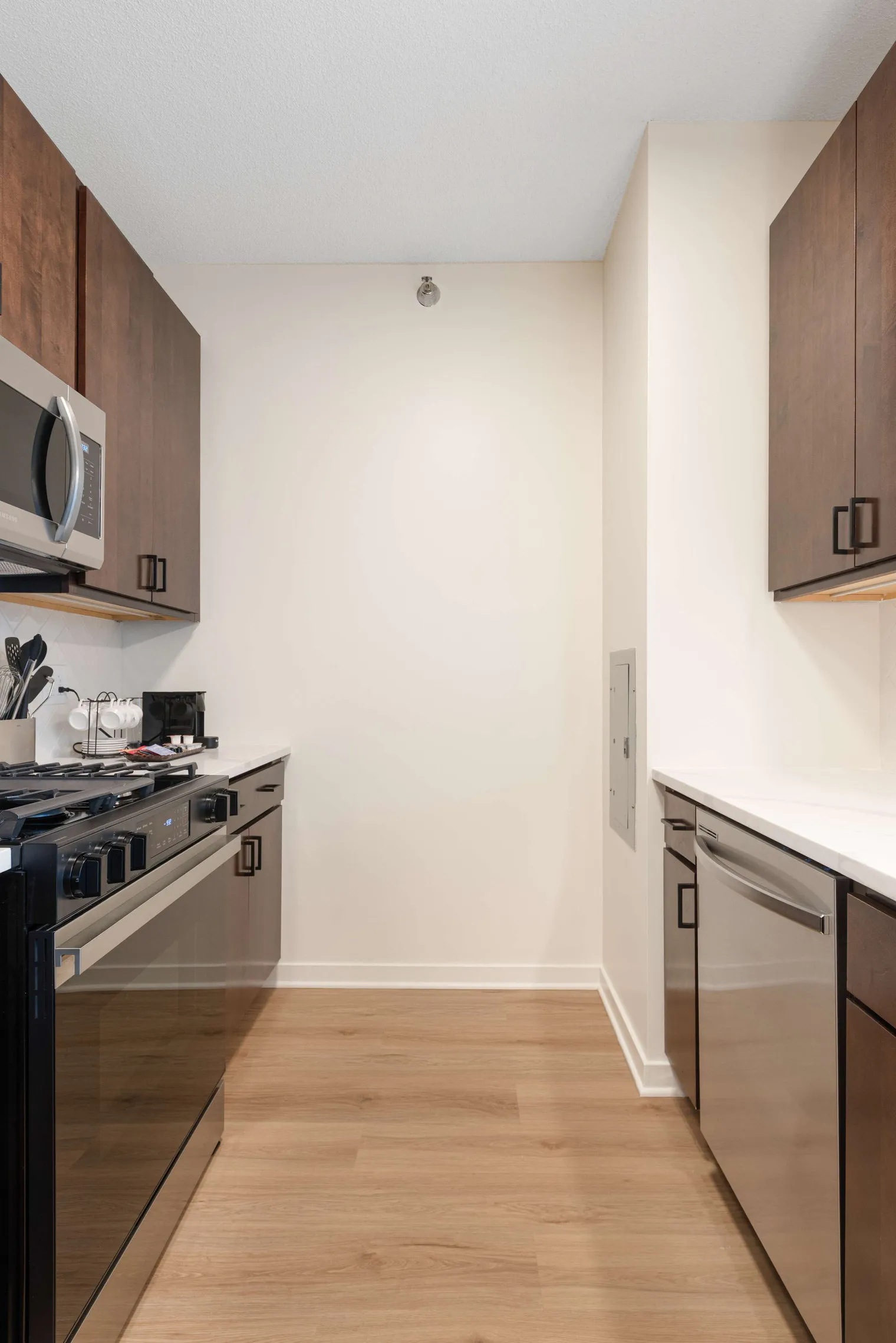 365 N Halsted St 60661 60661-Building West Kinzie Street-unit#ID1243850P-Chicago-IL