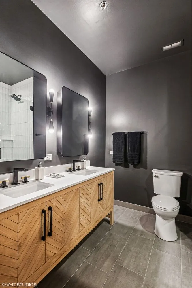 212 W Washington St   60606 60606-unit#1703-Chicago-IL