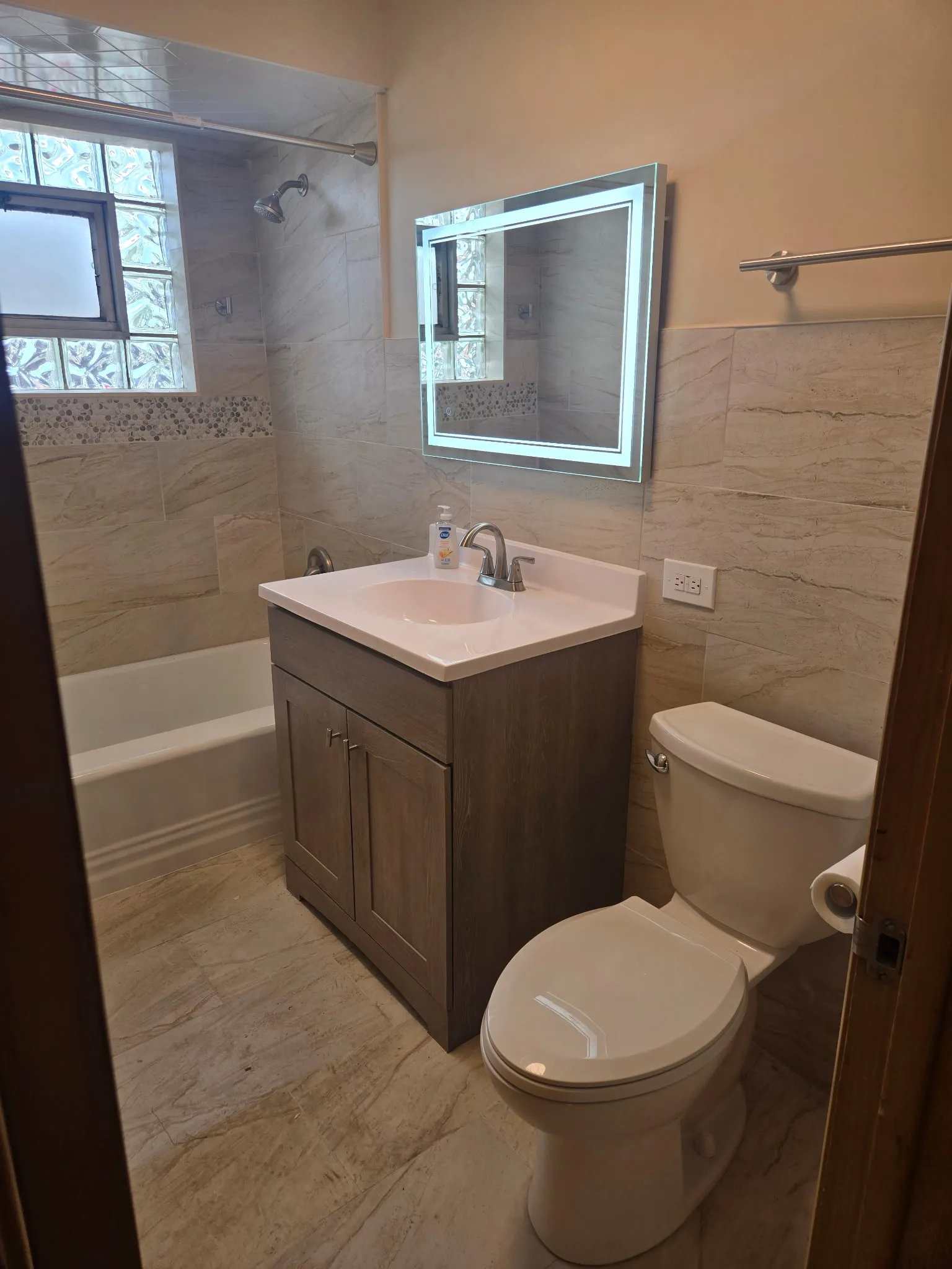 1540 E 89th St 60619 60619-unit#2E-Chicago-IL
