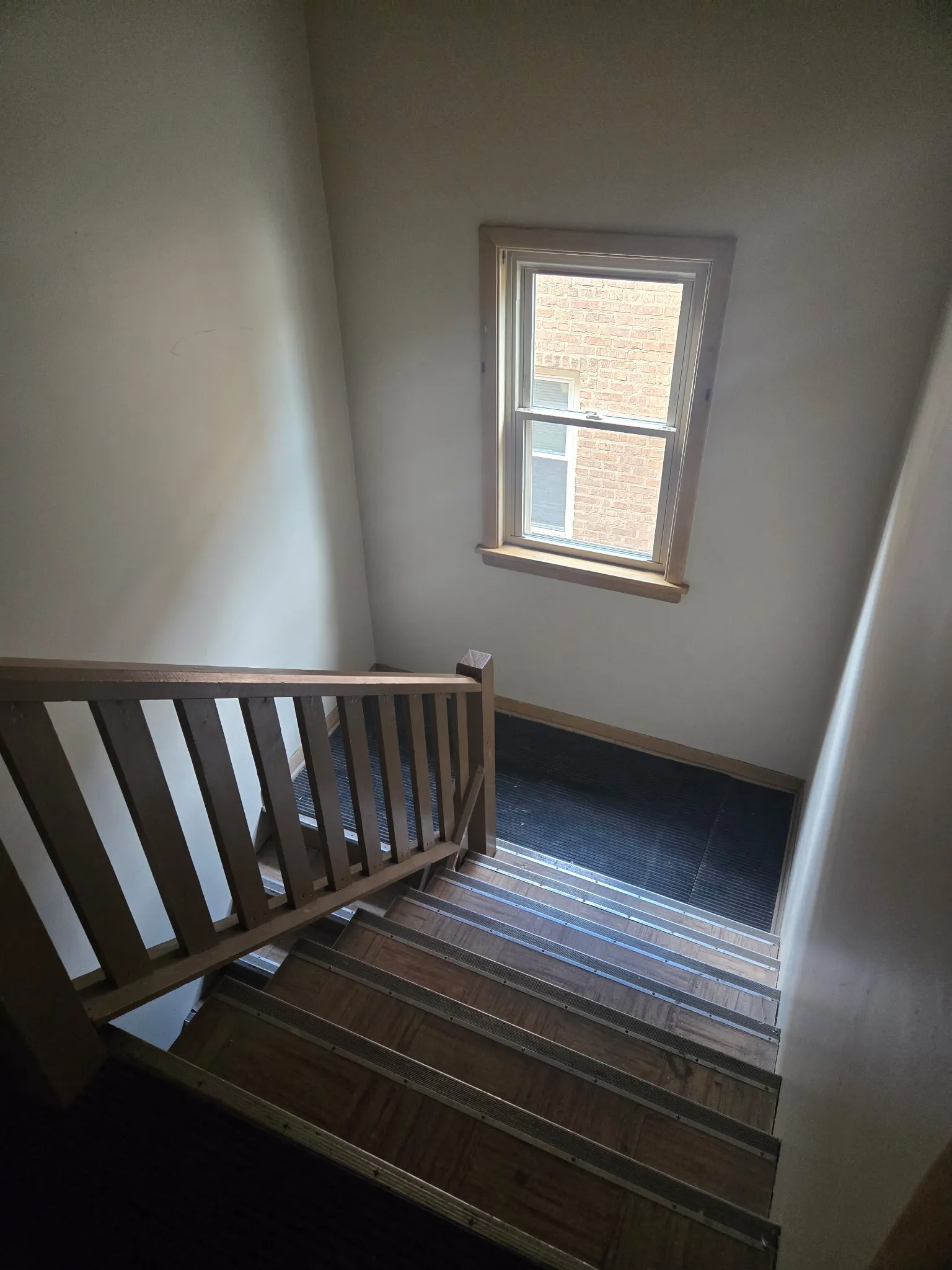 1540 E 89th St 60619 60619-unit#2E-Chicago-IL