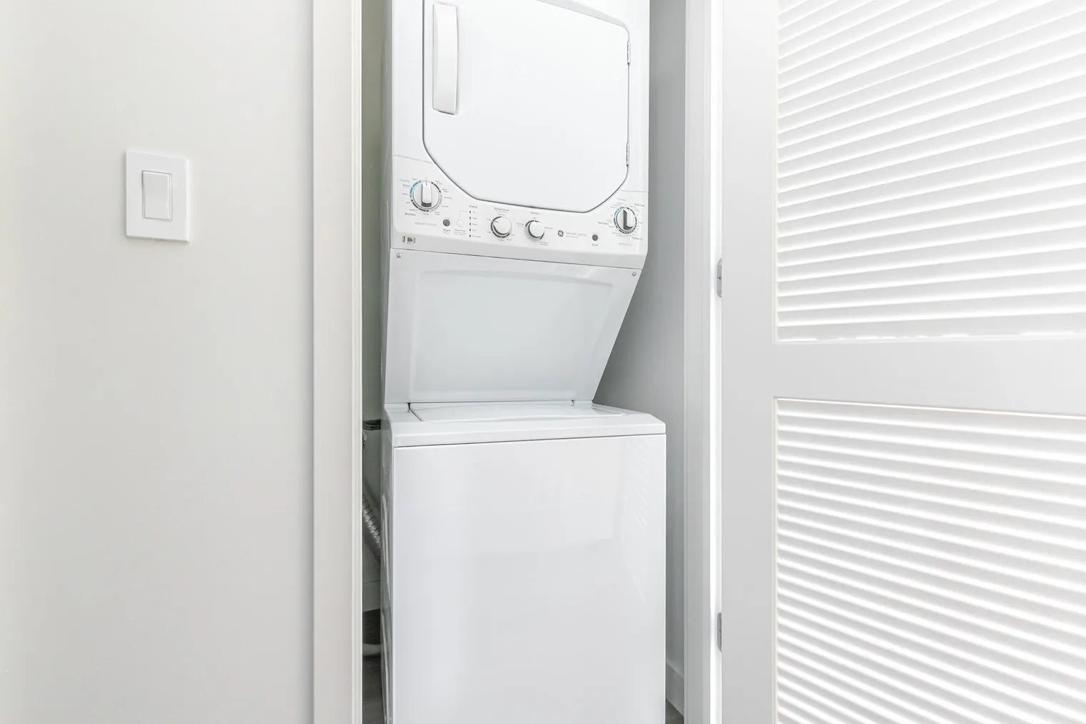 1210 S Indiana Ave   60605 60605-NEMA-unit#ID1328-Chicago-IL