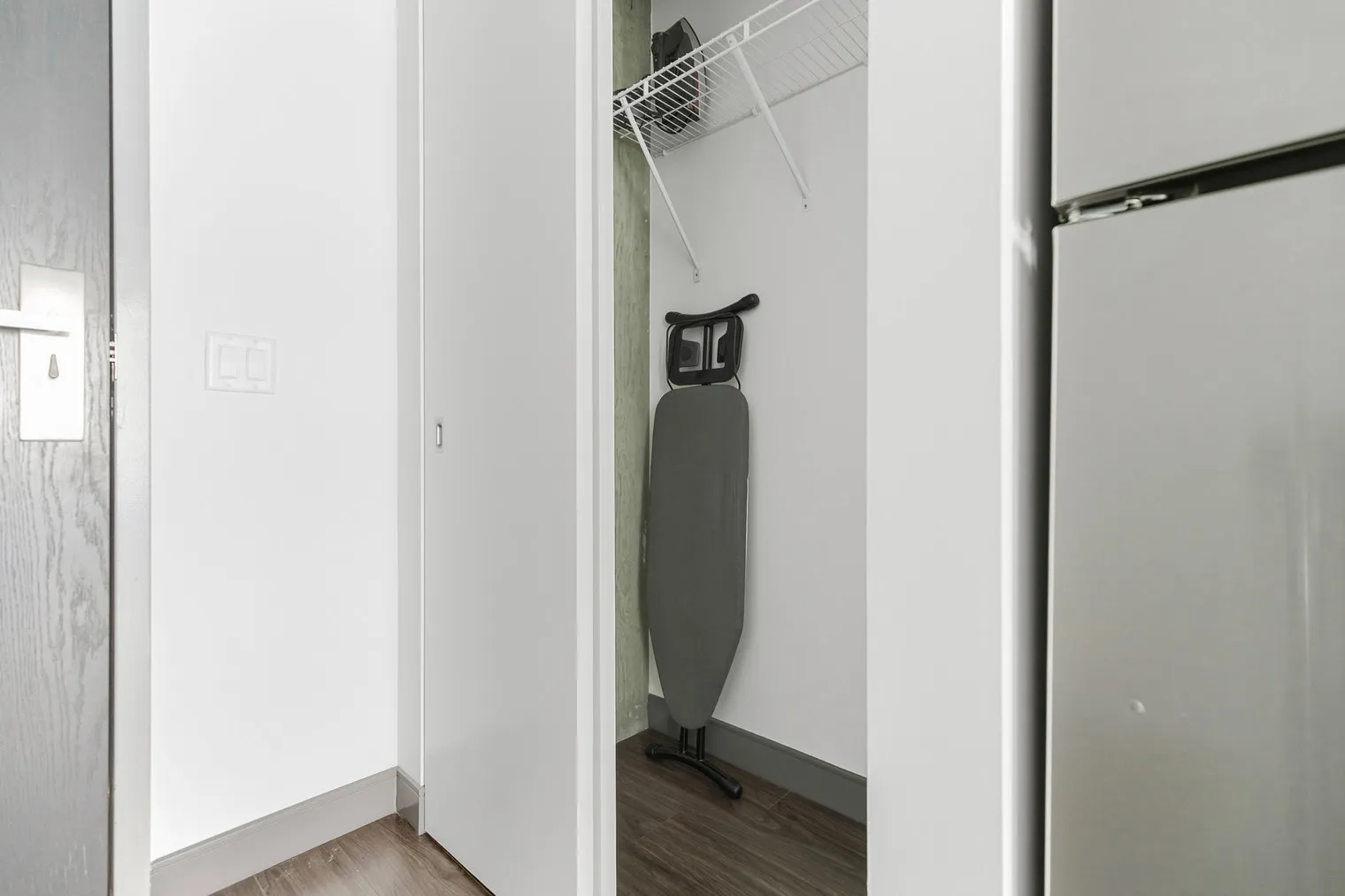 215 W Lake St 60606 60606-Linea-unit#ID1342-Chicago-IL