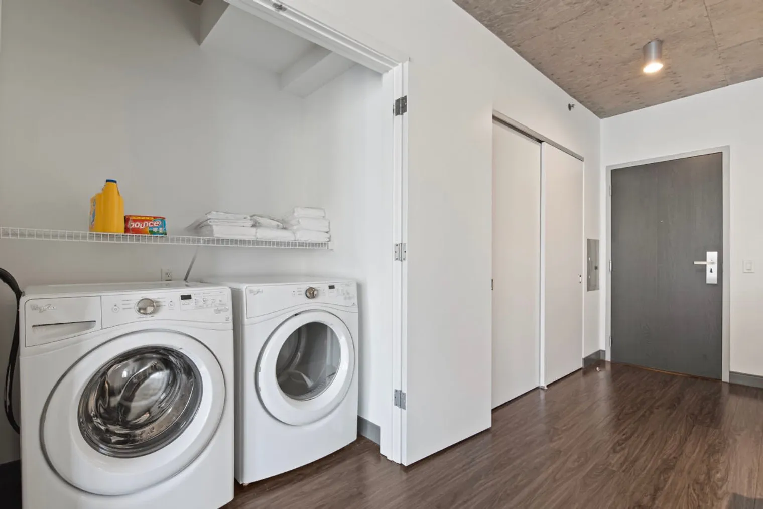215 W Lake St 60606 60606-Building West Lake Street-unit#ID1029635P-Chicago-IL