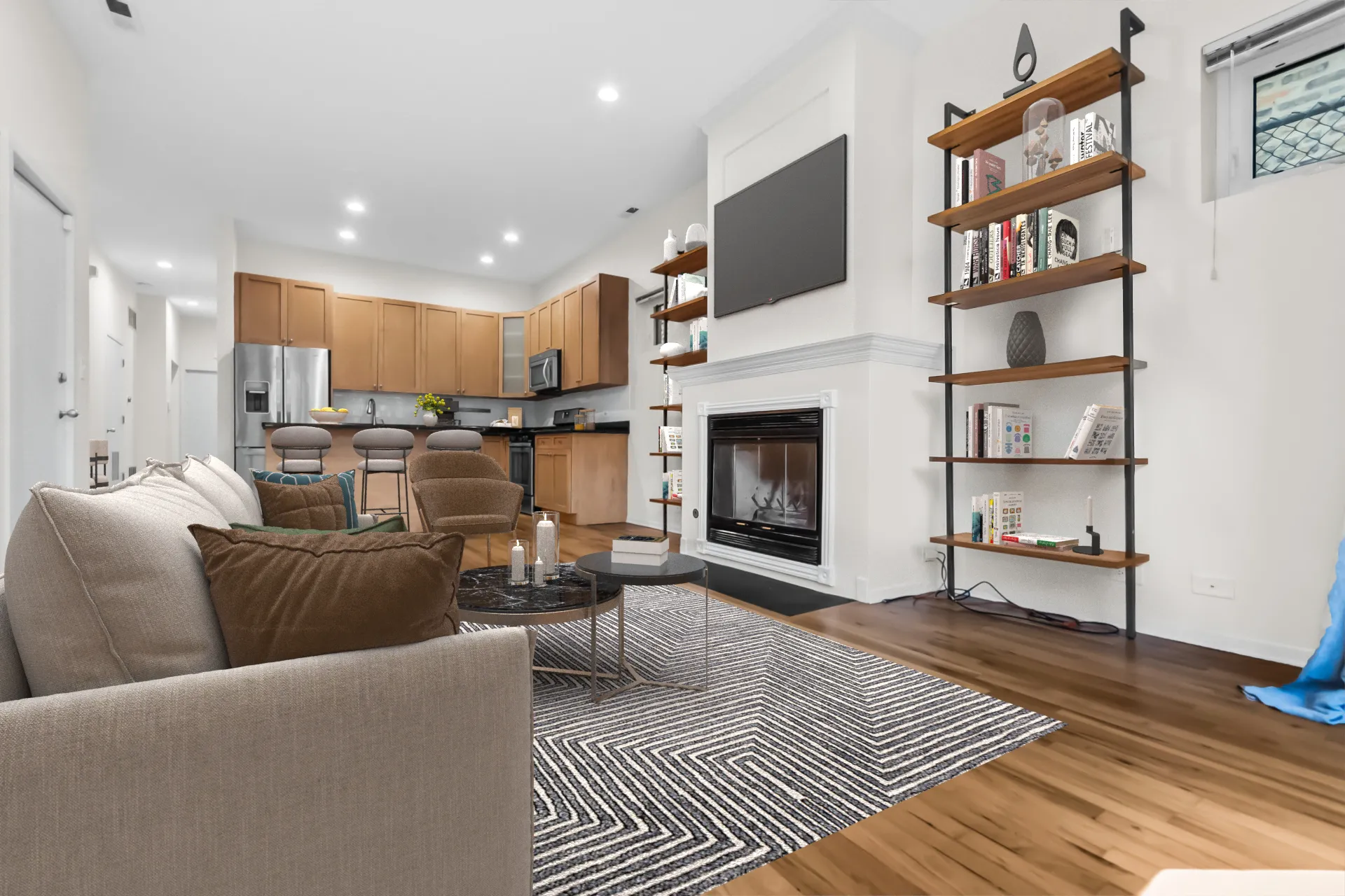 1659 N Oakley Ave   60647 60647-unit#1-Chicago-IL