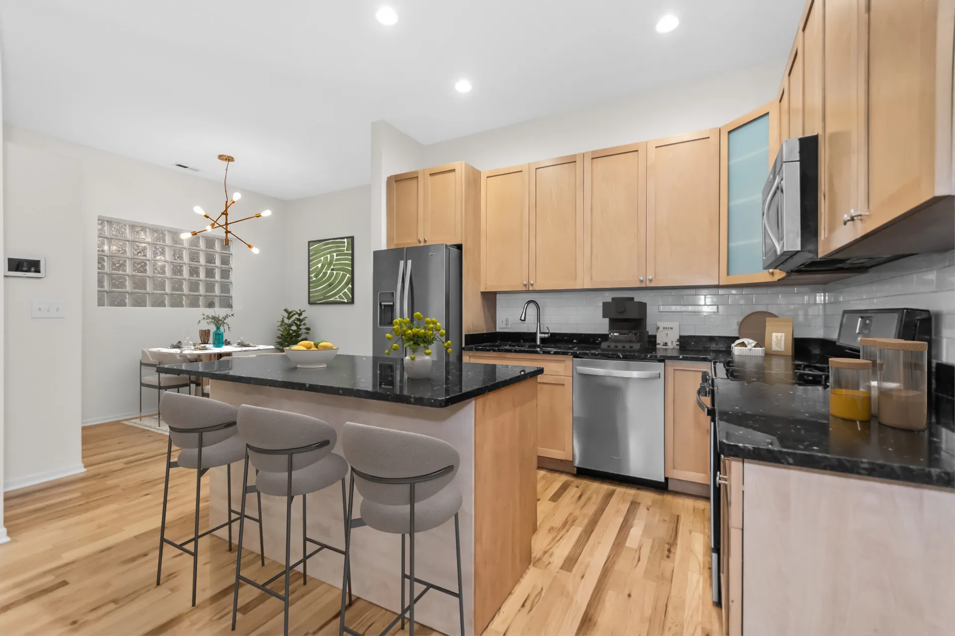 1659 N Oakley Ave   60647 60647-unit#1-Chicago-IL