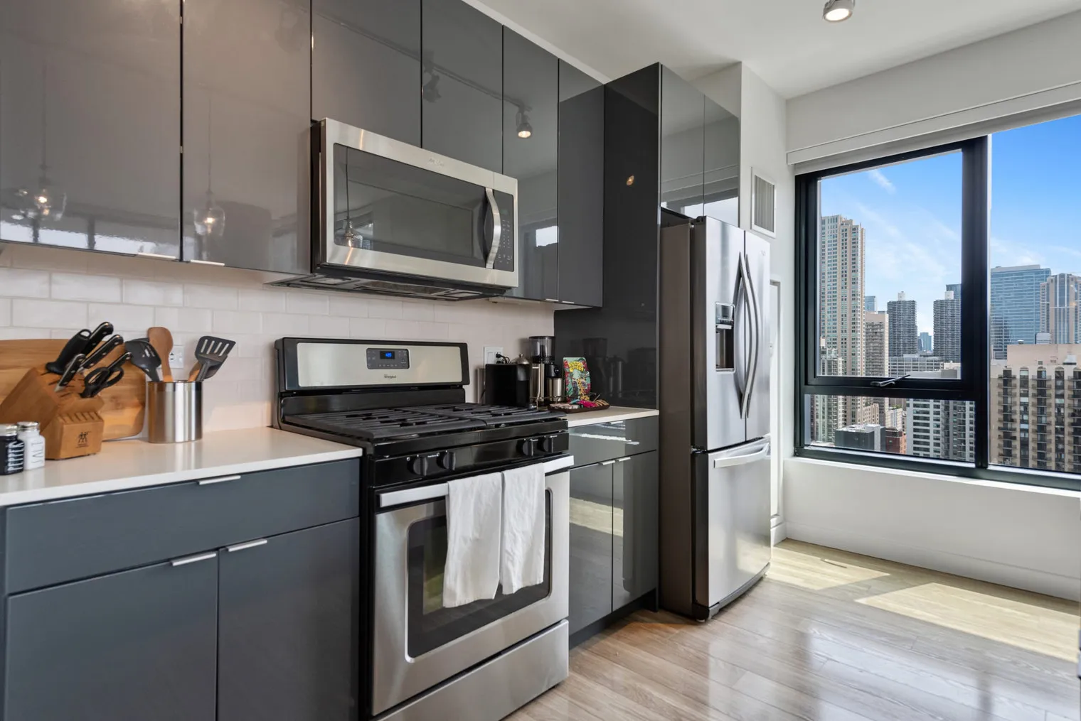 823 N Clark St 60610 60610-Building North Clark Street-unit#ID1029582P-Chicago-IL