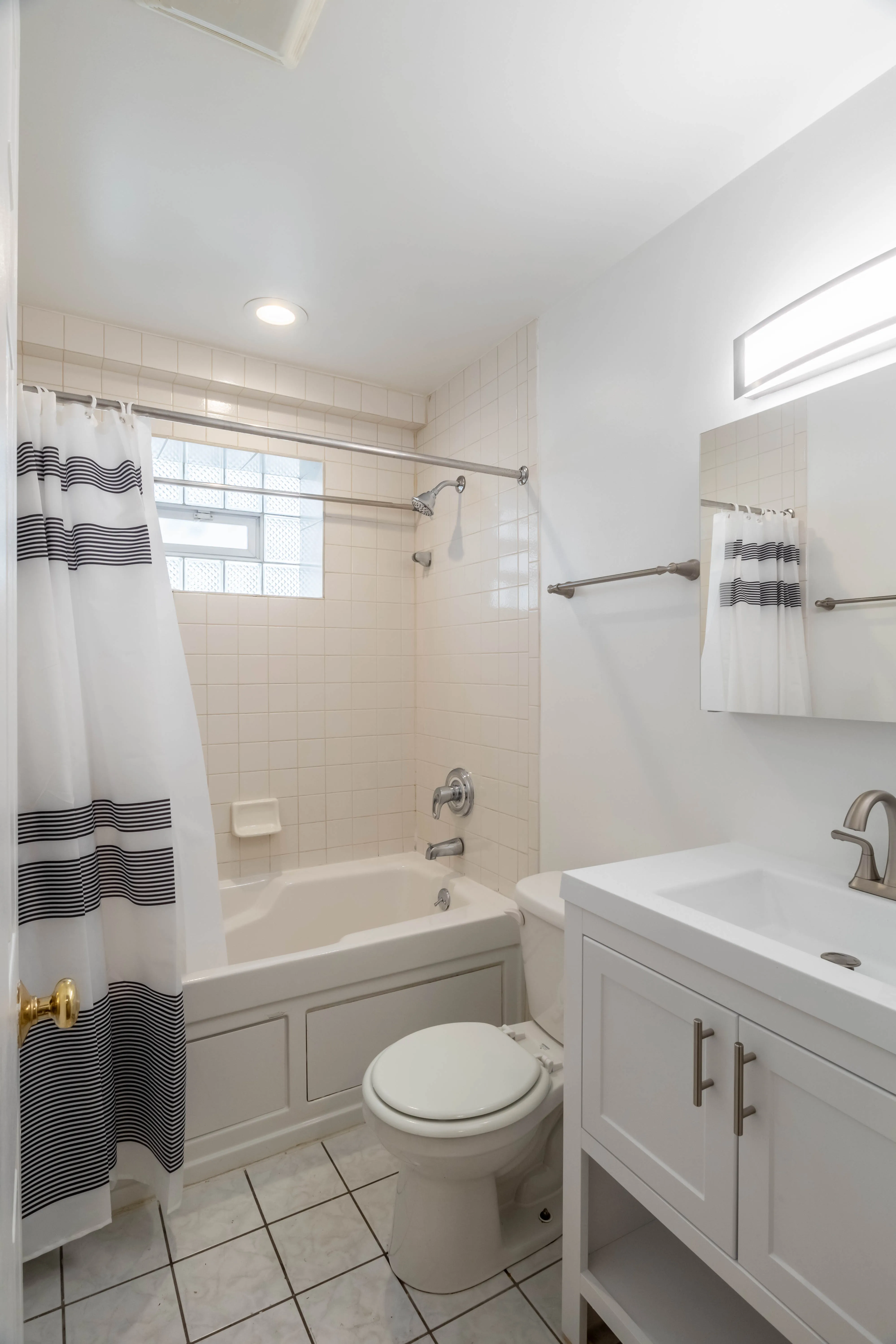 1902 W Birchwood Ave   60626 60626-unit#3D-Chicago-IL