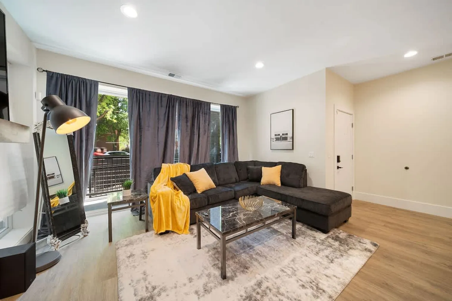 2110 W Washington Blvd   60612 60612-Building West Washington Boulevard-unit#ID1261733P-Chicago-IL