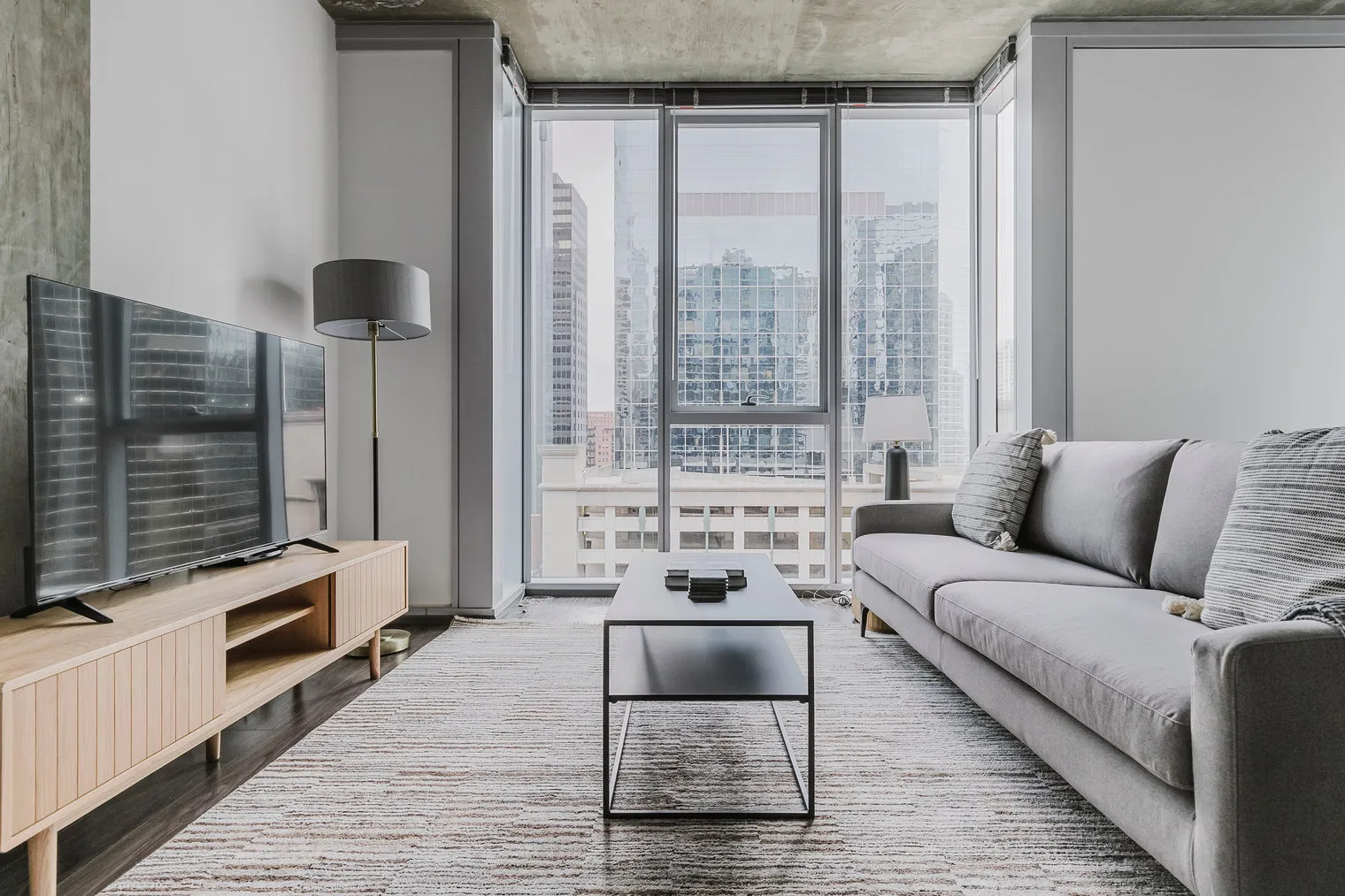215 W Lake St 60606 60606-Linea-unit#ID1175-Chicago-IL