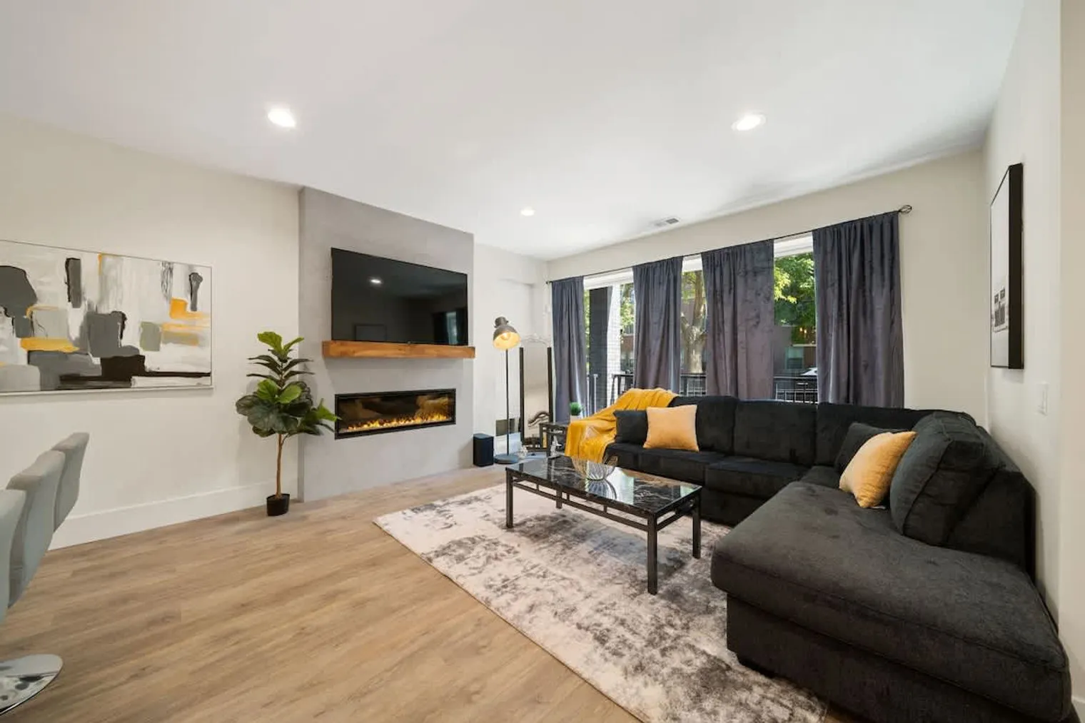 2110 W Washington Blvd 60612 60612-Building West Washington Boulevard-unit#ID1261733P-Chicago-IL