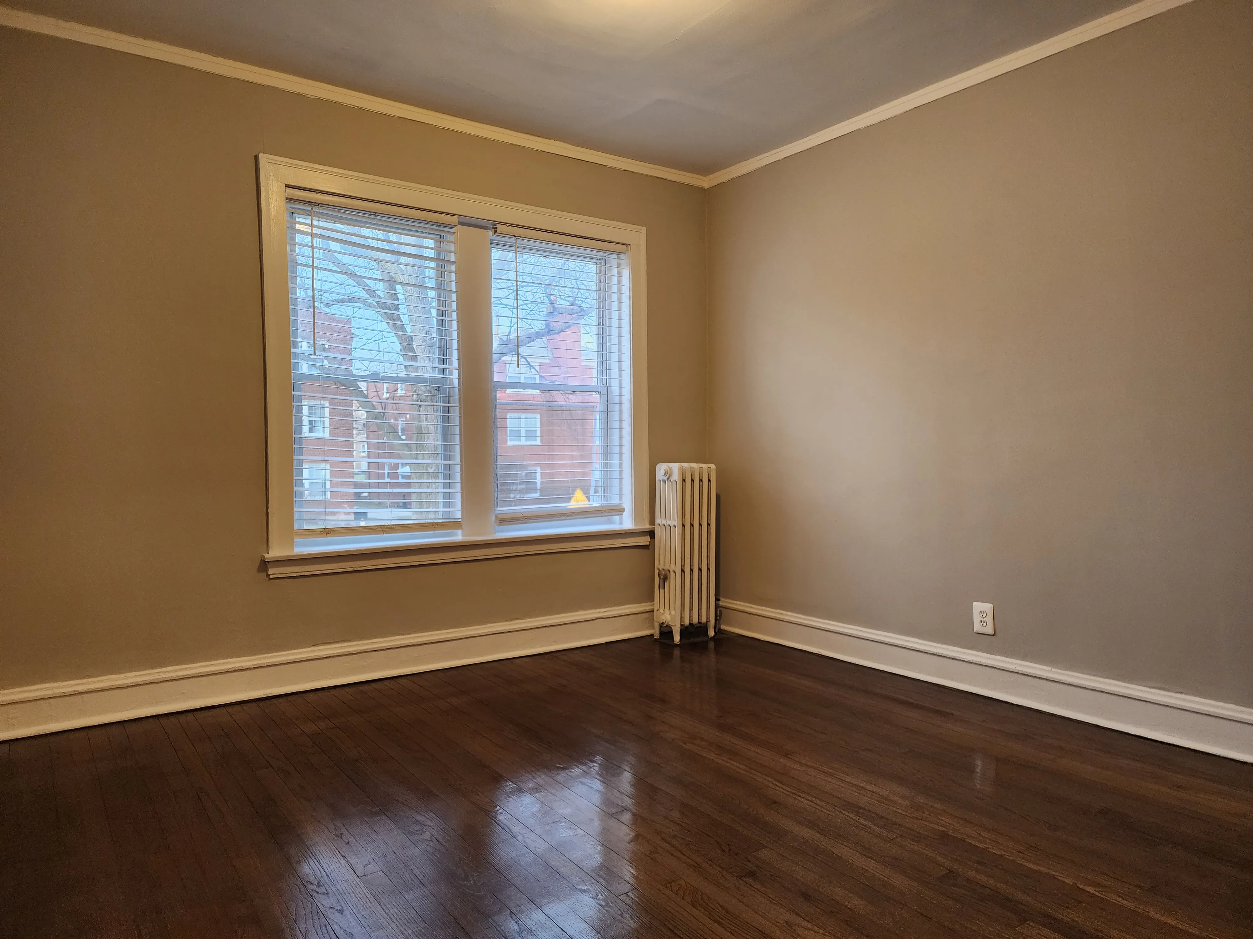 744 Dobson St   60202 60202-unit#3-Evanston-IL