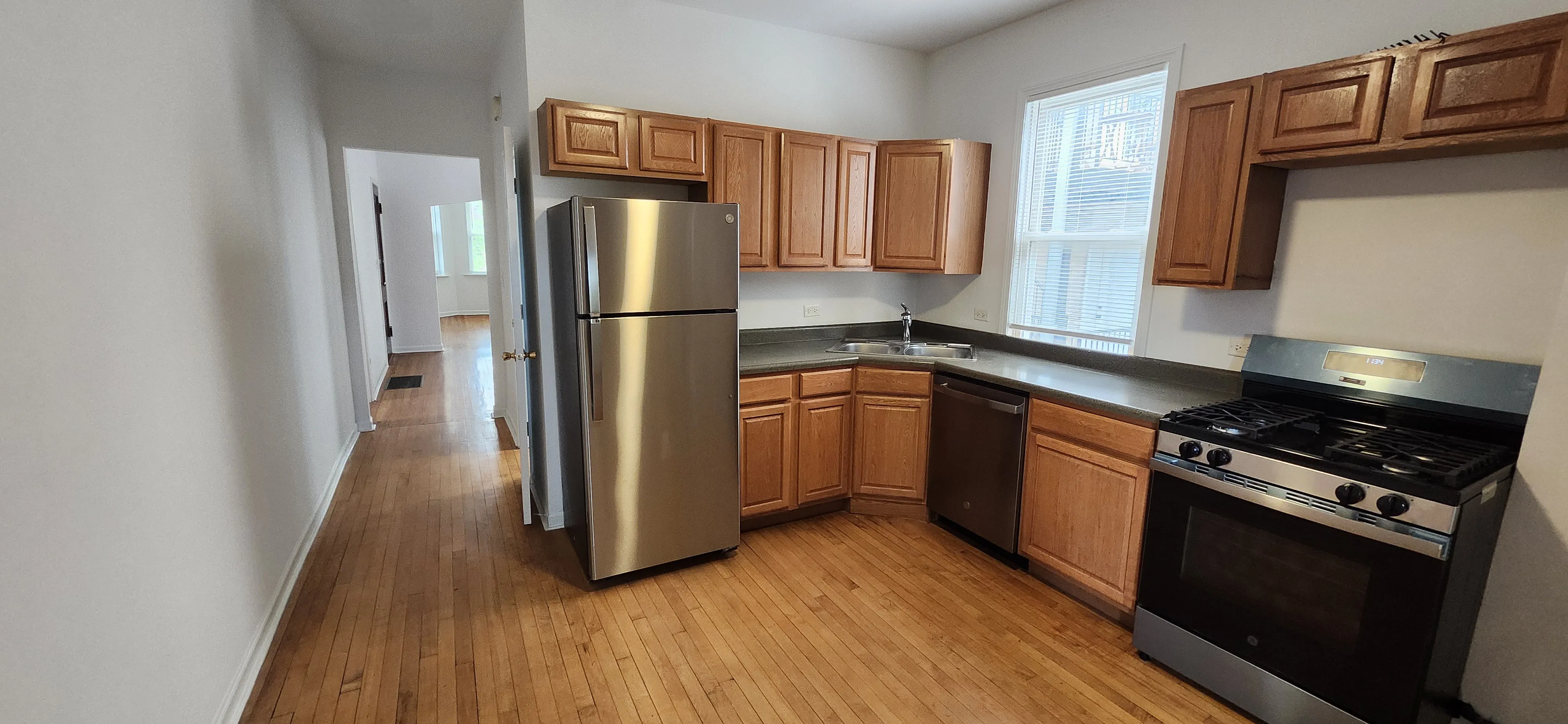 1672 W Bryn Mawr Ave   60660 60660-unit#2-Chicago-IL